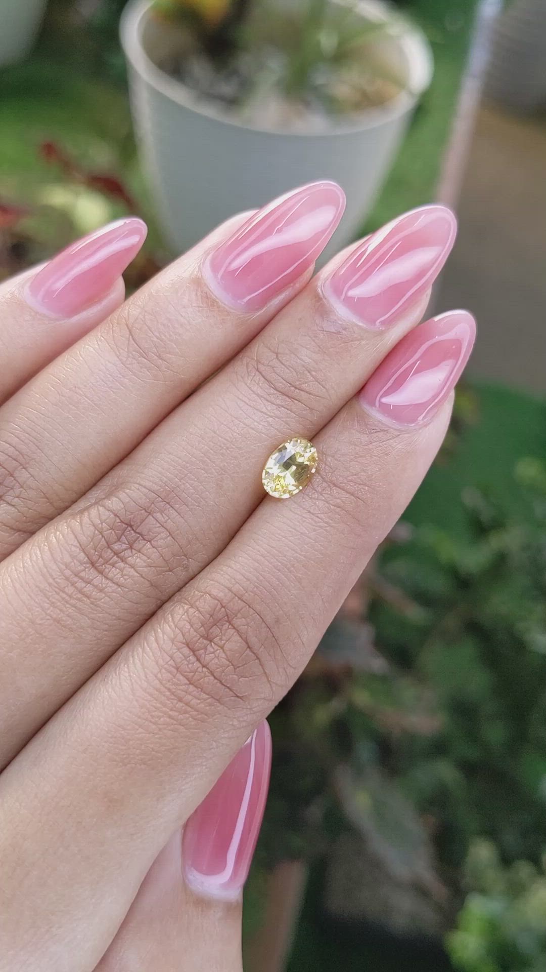 1.16 Ct. Yellow Sapphire from Ceylon (Sri Lanka) Size Video