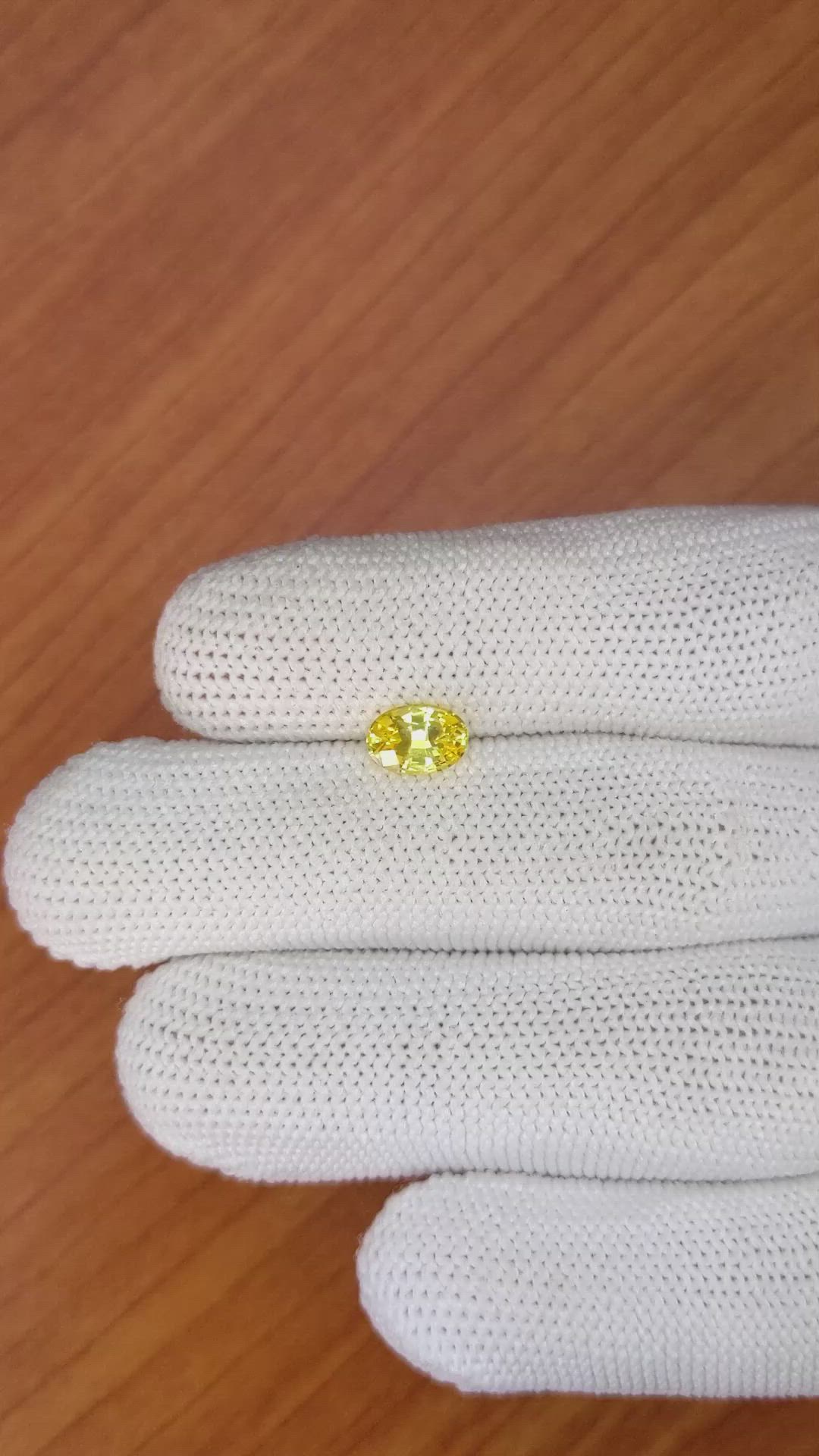 1.16 Ct. Yellow Sapphire from Ceylon (Sri Lanka) Size Video