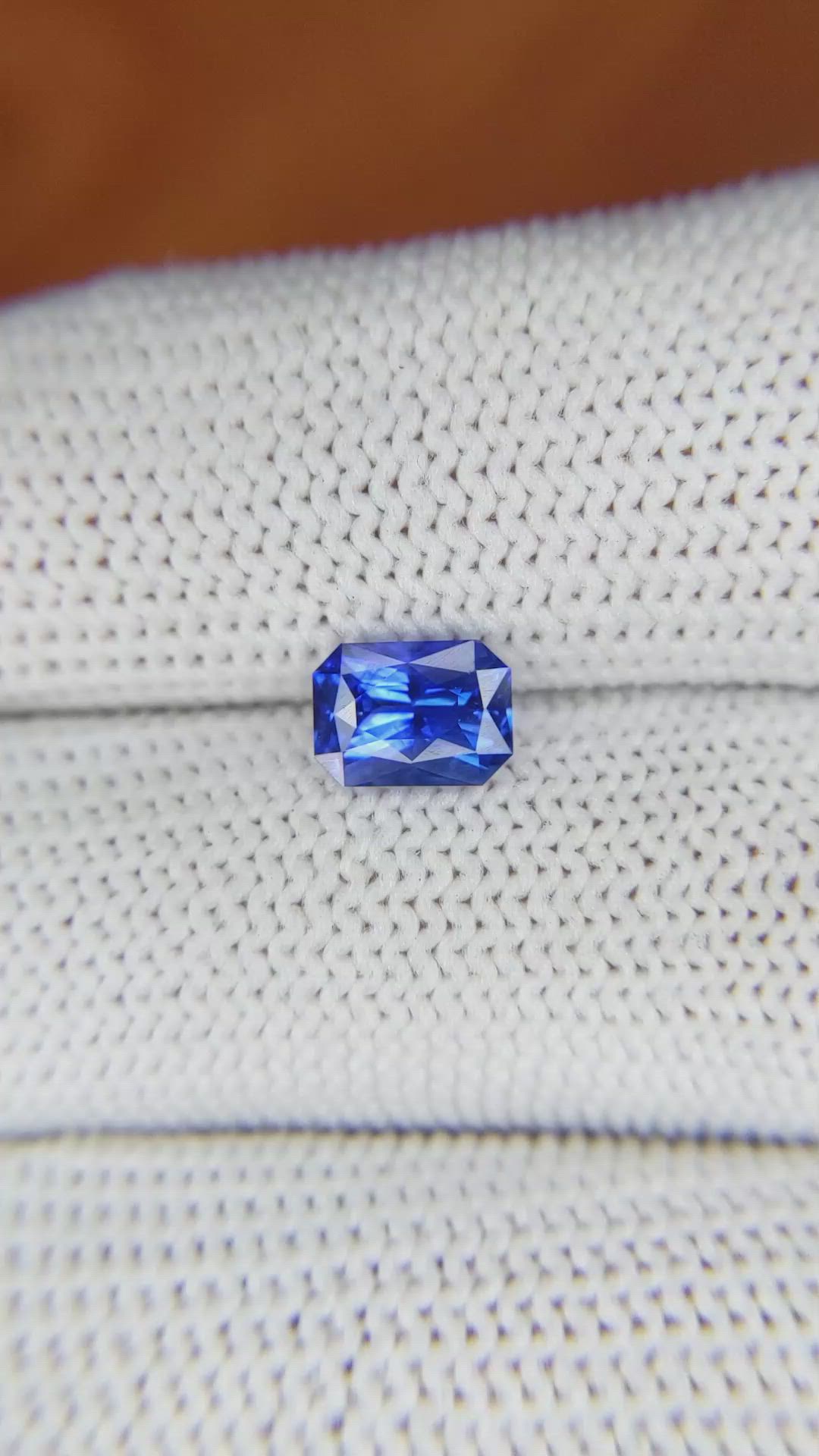 1.32 Ct. Blue Sapphire from Ceylon (Sri Lanka) Size Video