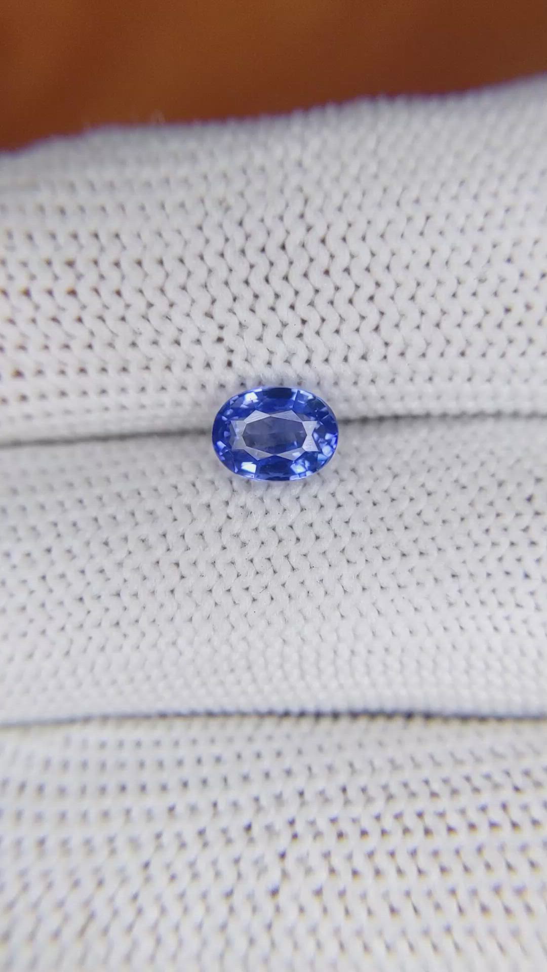 1.40 Ct. Blue Sapphire from Ceylon (Sri Lanka) Size Video