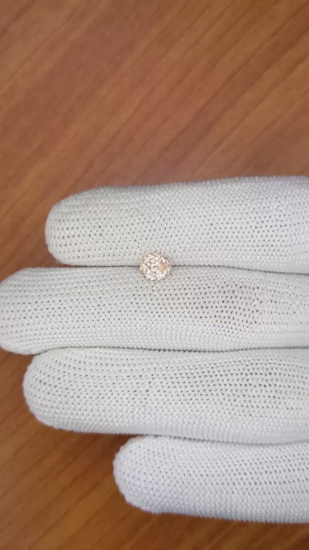 0.90 Ct. Padparadscha Sapphire from Ceylon (Sri Lanka) Size Video