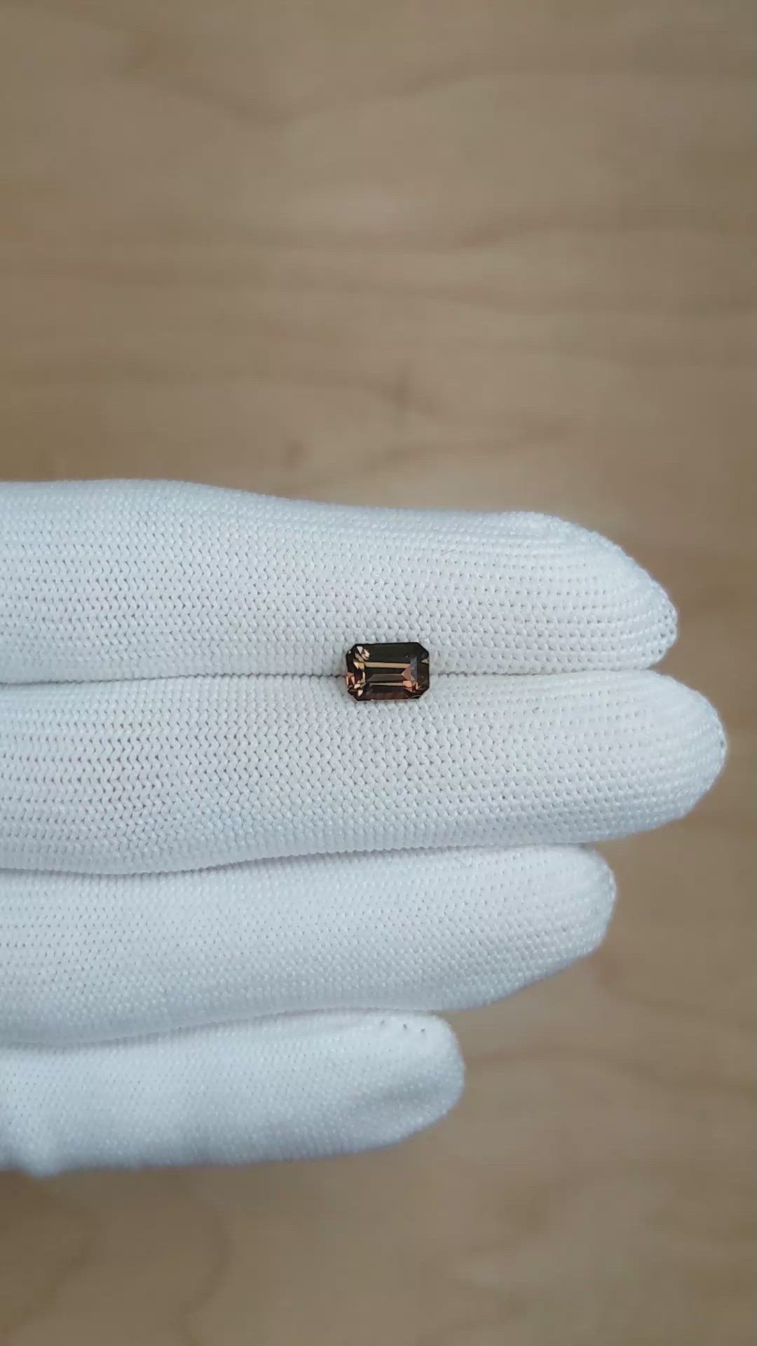 1.68 Ct. Brown Sapphire from Ceylon (Sri Lanka) Size Video