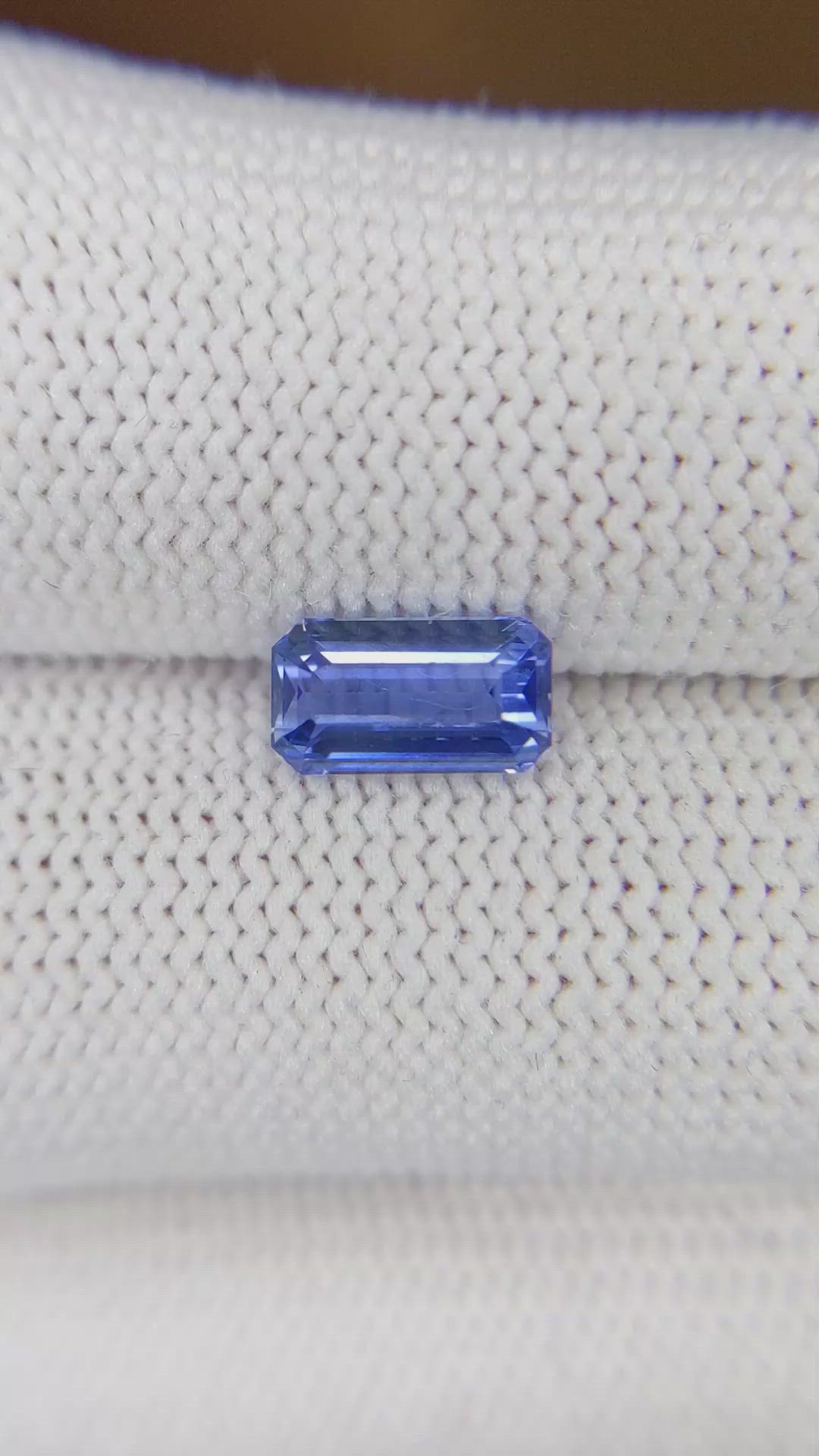 1.51 Ct. Blue Sapphire from Ceylon (Sri Lanka) Size Video