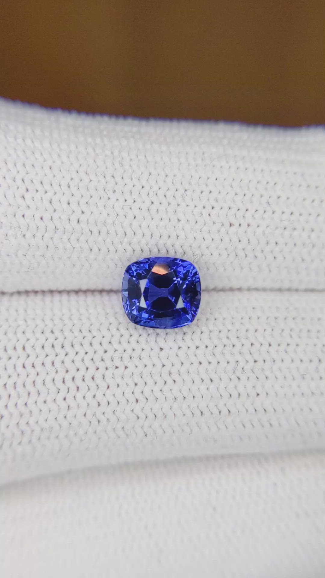 2.08 Ct. Blue Sapphire from Ceylon (Sri Lanka) Size Video