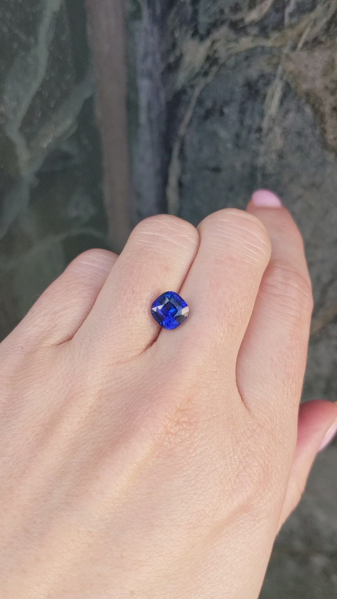 2.58 Ct. Blue Sapphire from Ceylon (Sri Lanka) Size Video