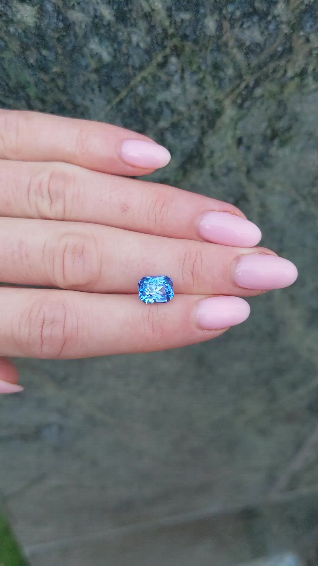 2.86 Ct. Blue Sapphire from Ceylon (Sri Lanka) Size Video