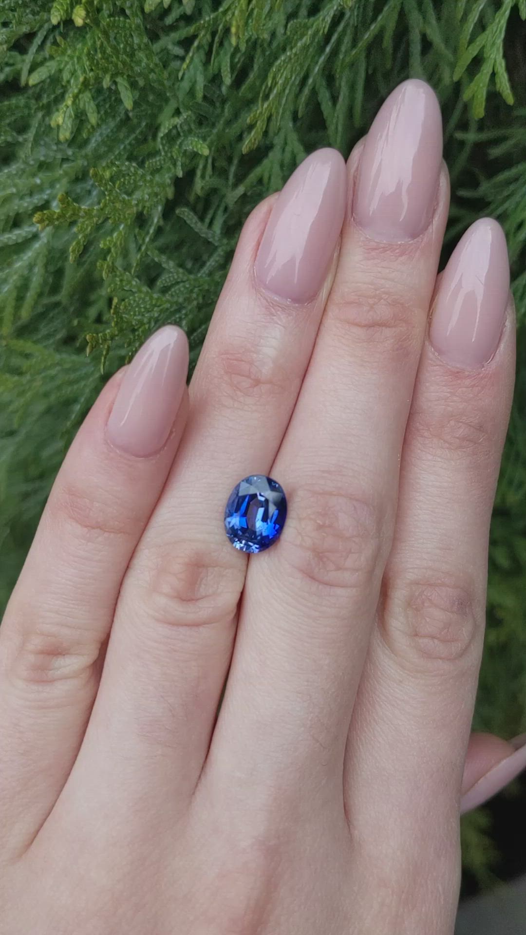 4.10 Ct. Blue Sapphire from Ceylon (Sri Lanka) Size Video