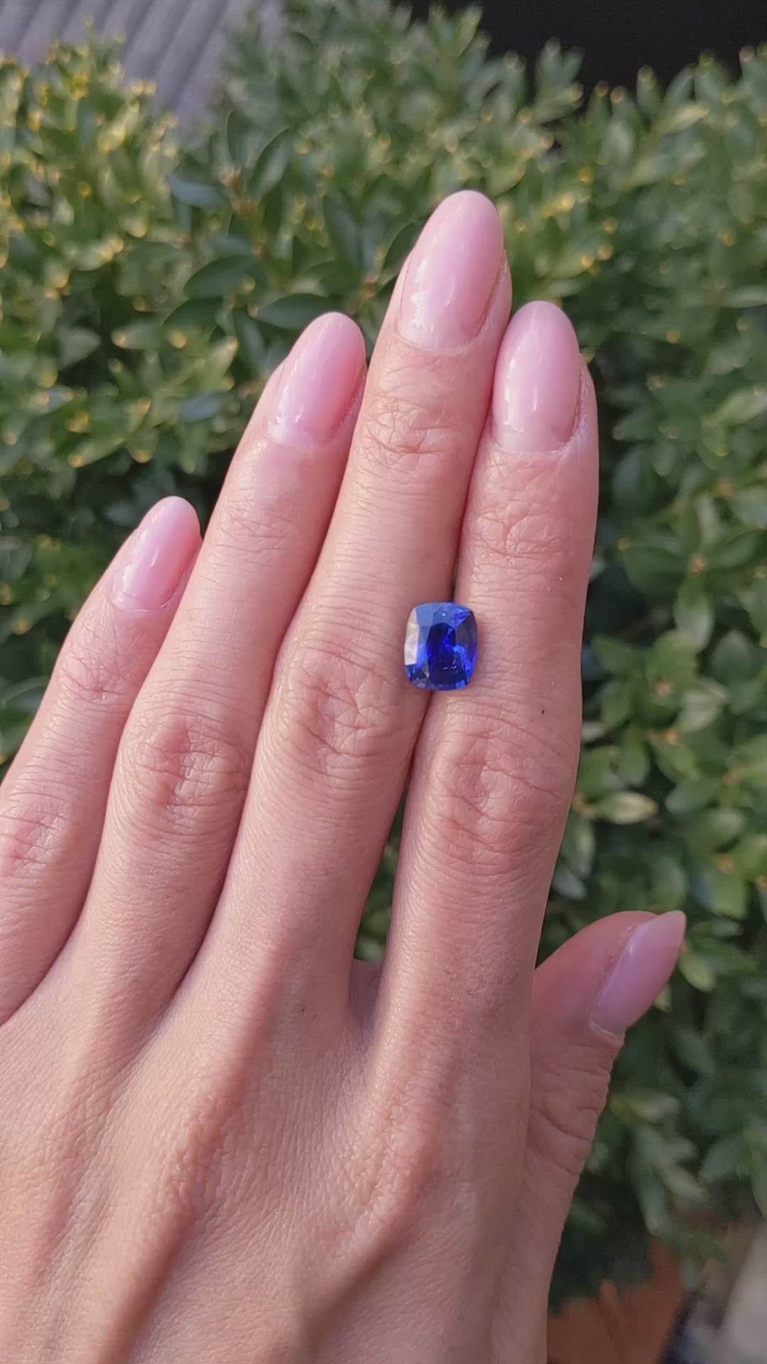 3.06 Ct. Blue Sapphire from Ceylon (Sri Lanka) Size Video