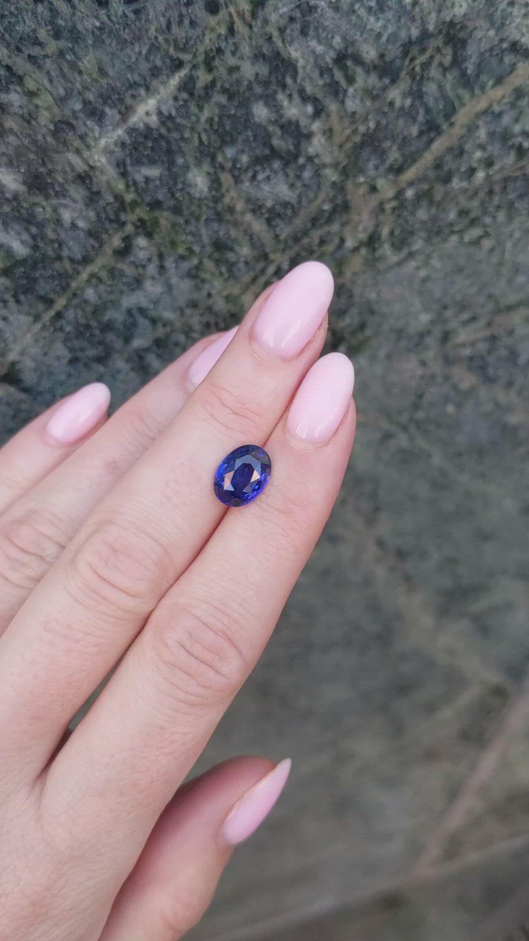 3.08 Ct. Blue Sapphire from Ceylon (Sri Lanka) Size Video