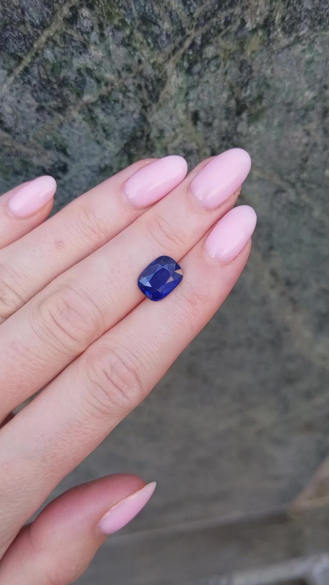 3.51 Ct. Blue Sapphire from Ceylon (Sri Lanka) Size Video