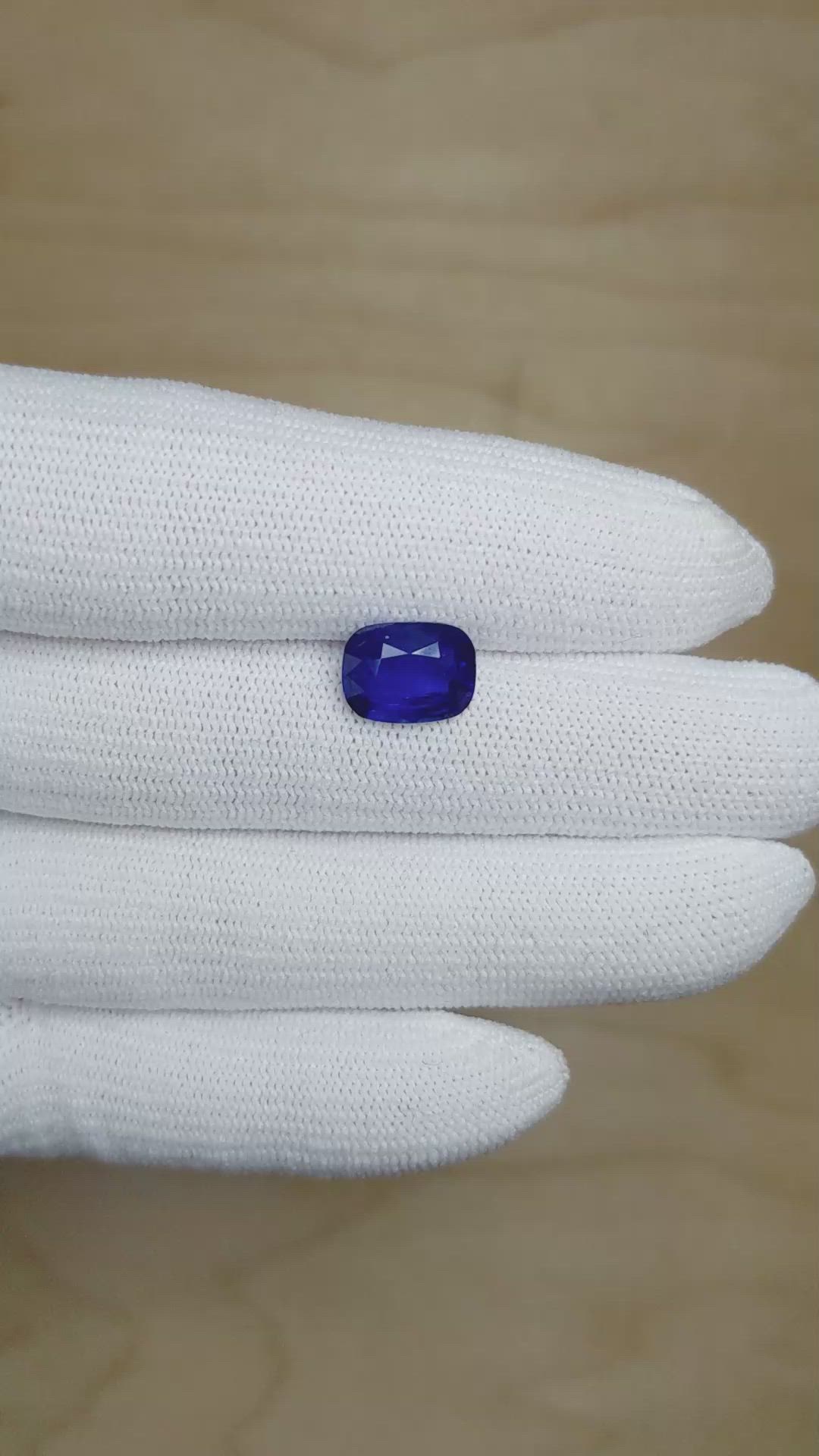 3.51 Ct. Blue Sapphire from Ceylon (Sri Lanka) Size Video