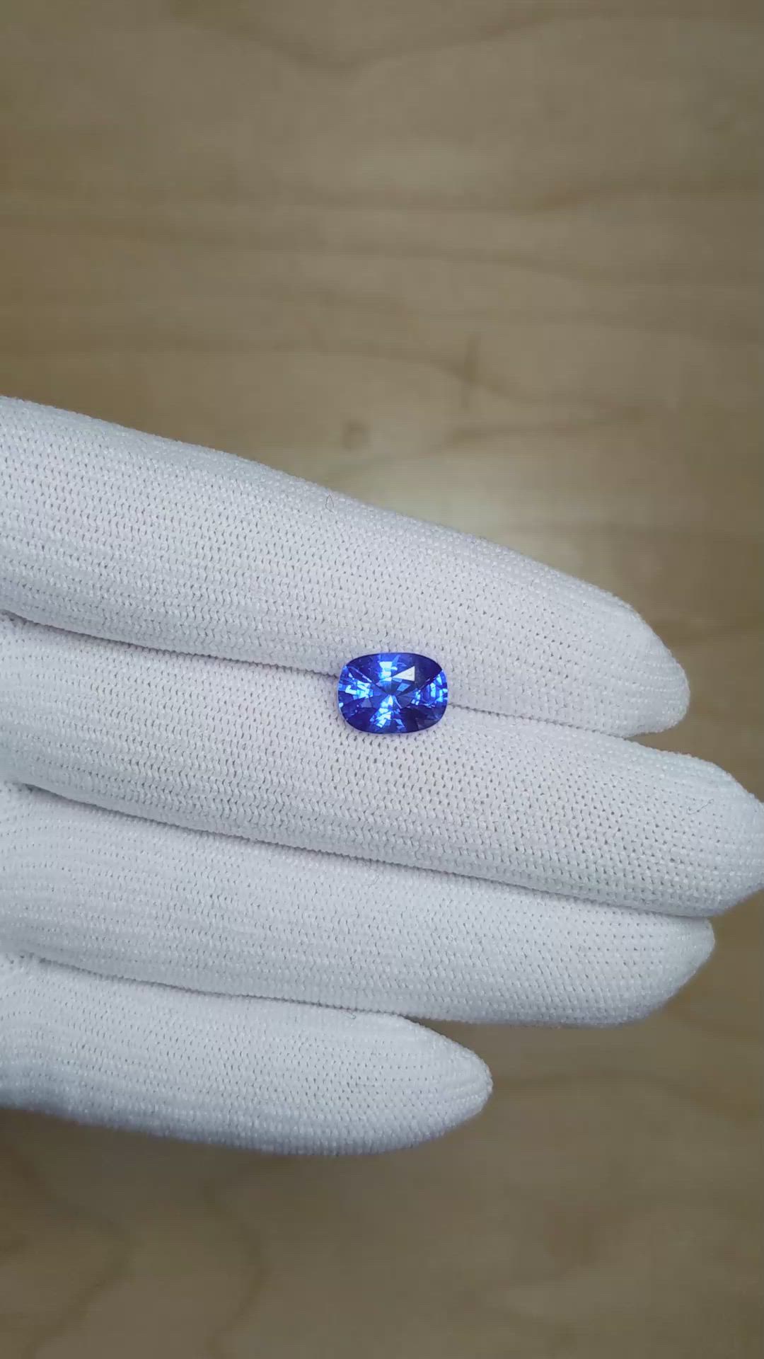 3.41 Ct. Blue Sapphire from Ceylon (Sri Lanka) Size Video