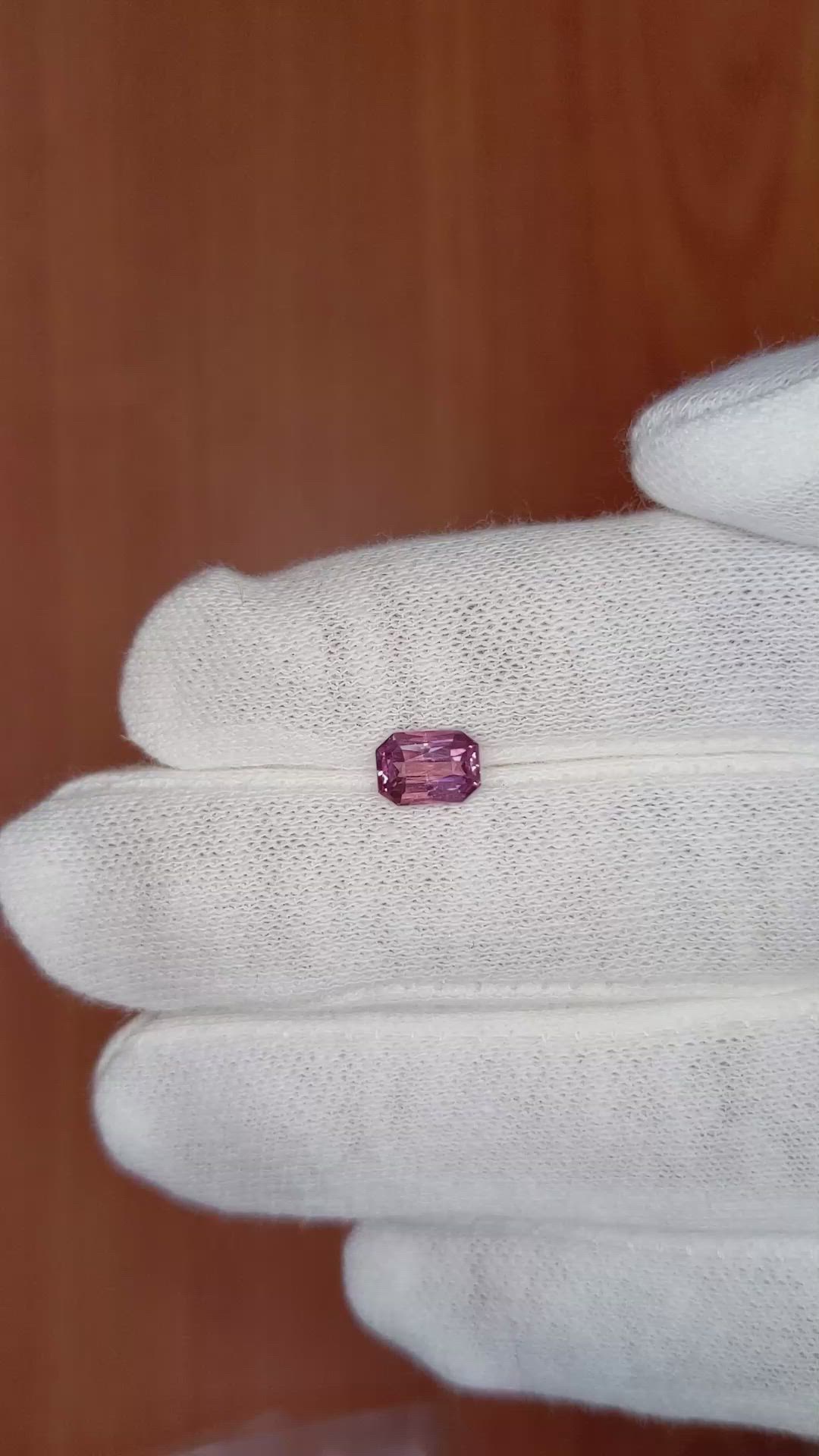 1.24 Ct. Pink Sapphire from Ceylon (Sri Lanka) Size Video
