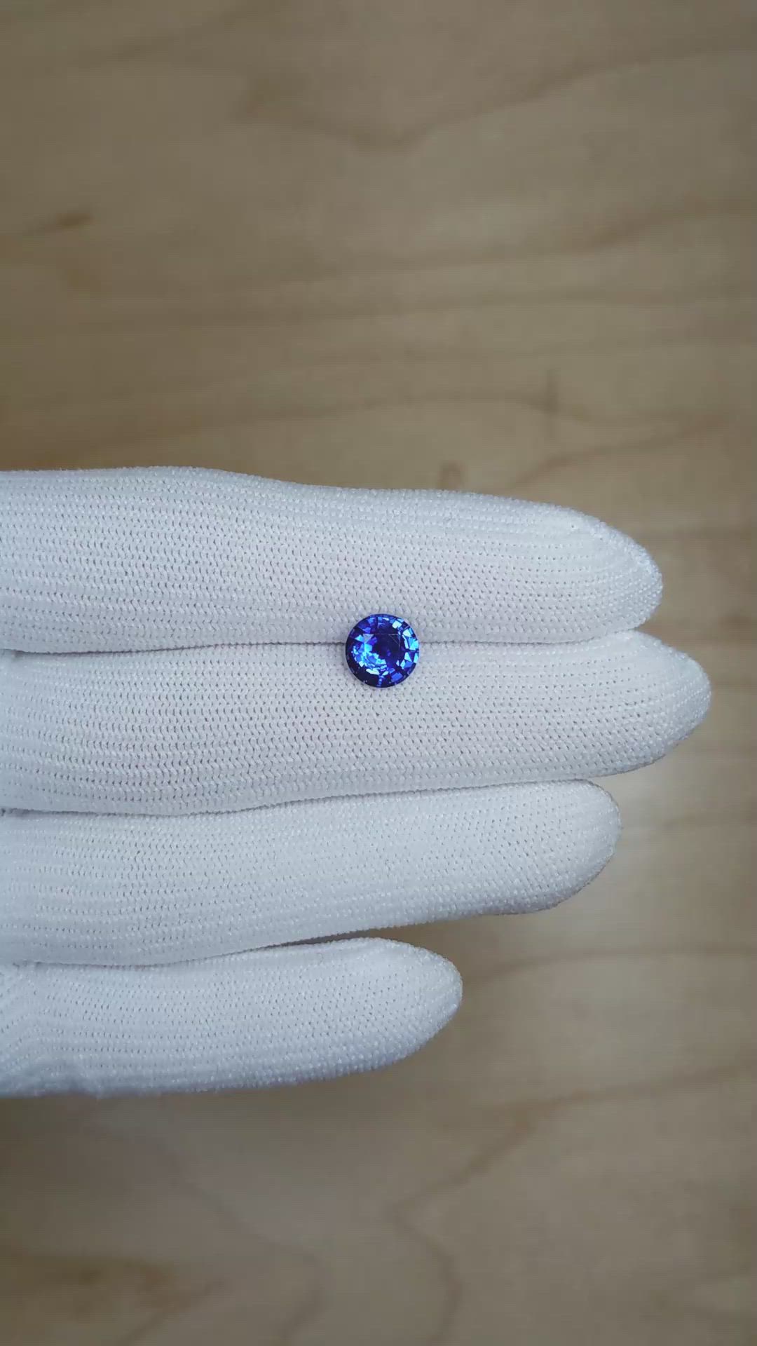 1.61 Ct. Blue Sapphire from Ceylon (Sri Lanka) Size Video