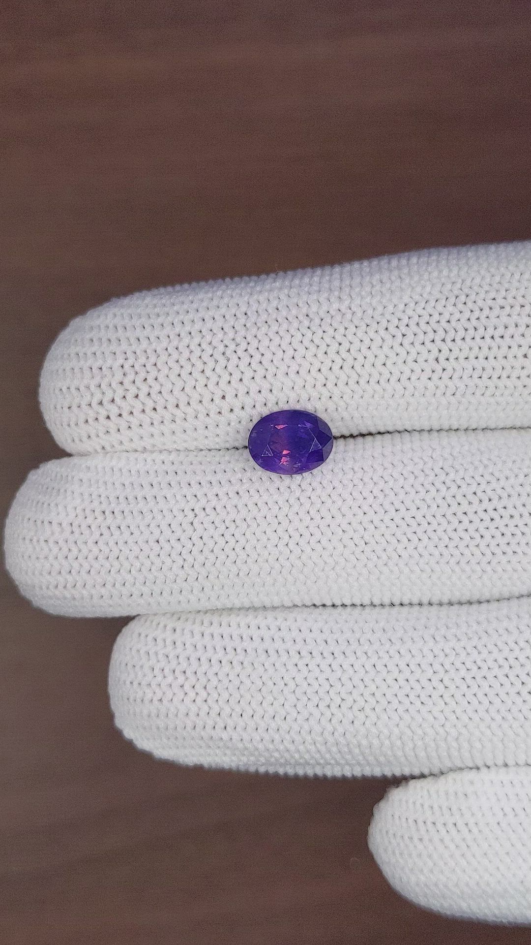 2.35 Ct. Bi Color Sapphire from Tanzania Size Video
