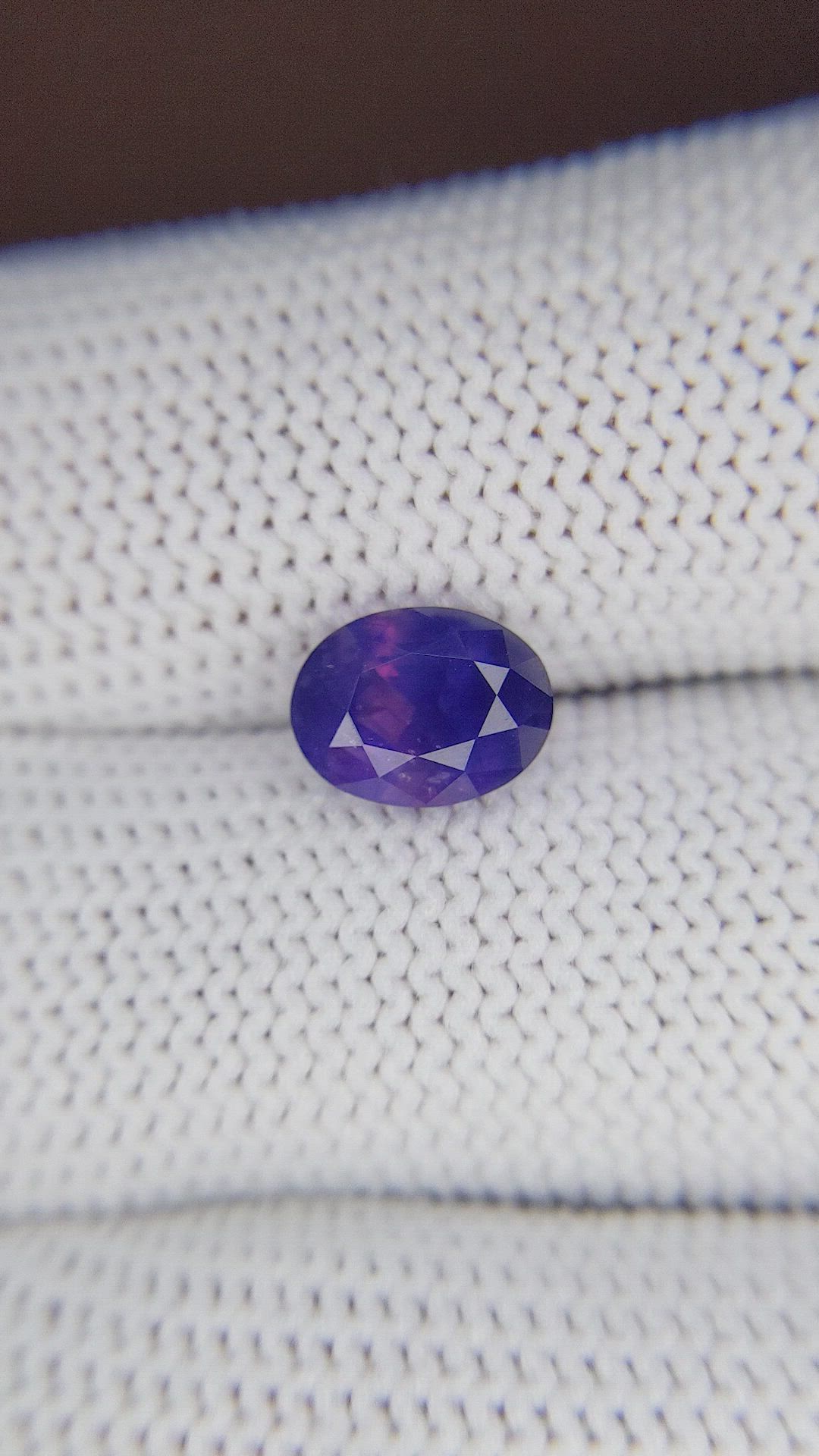 2.35 Ct. Bi Color Sapphire from Tanzania Size Video