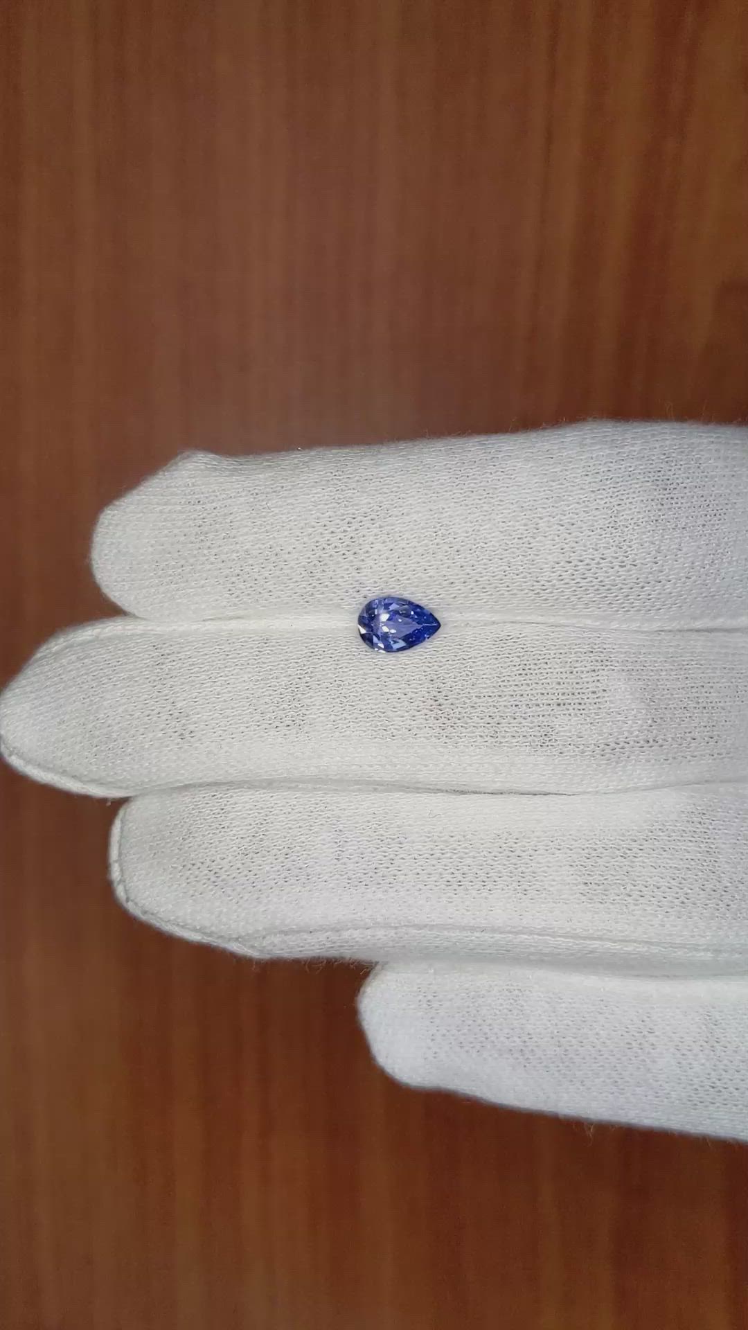 1.05 Ct. Blue Sapphire from Ceylon (Sri Lanka) Size Video