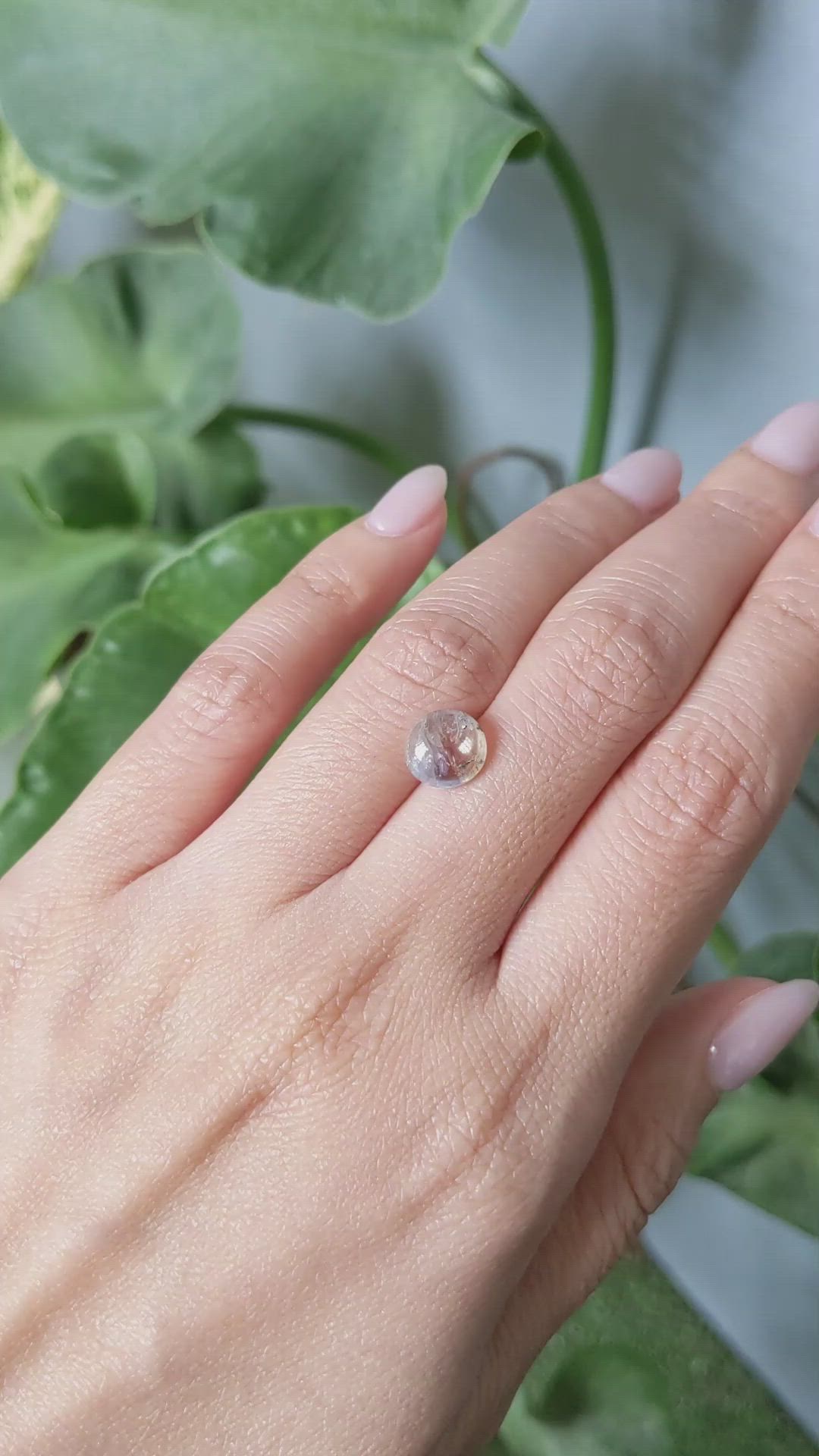 3.37 Ct. White Cabochon Sapphire from Ceylon (Sri Lanka) Size Video