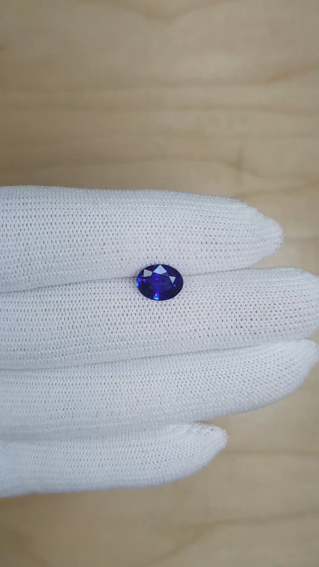 2.22 Ct. Blue Sapphire from Ceylon (Sri Lanka) Size Video
