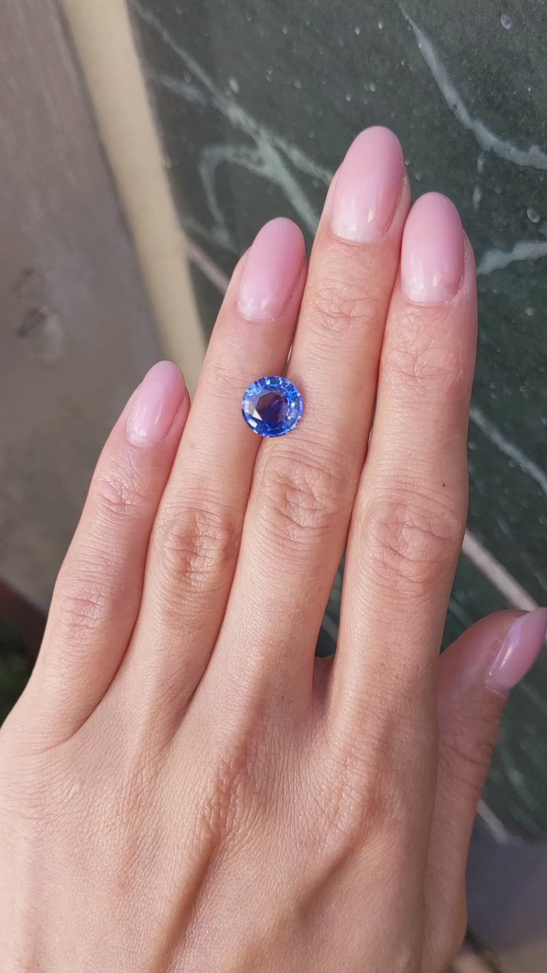 3.37 Ct. Blue Sapphire from Ceylon (Sri Lanka) Size Video