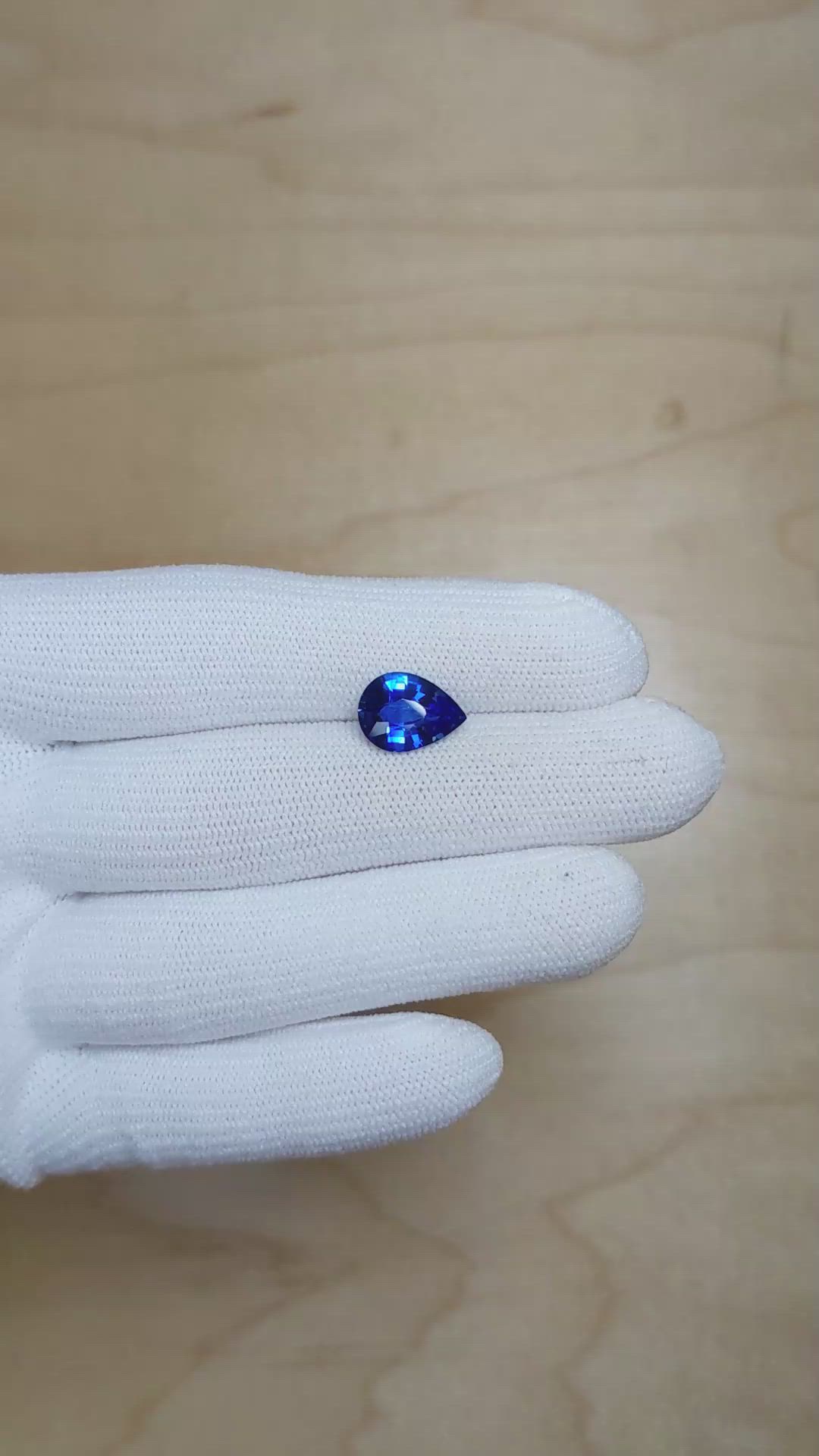 3.13 Ct. Blue Sapphire from Ceylon (Sri Lanka) Size Video