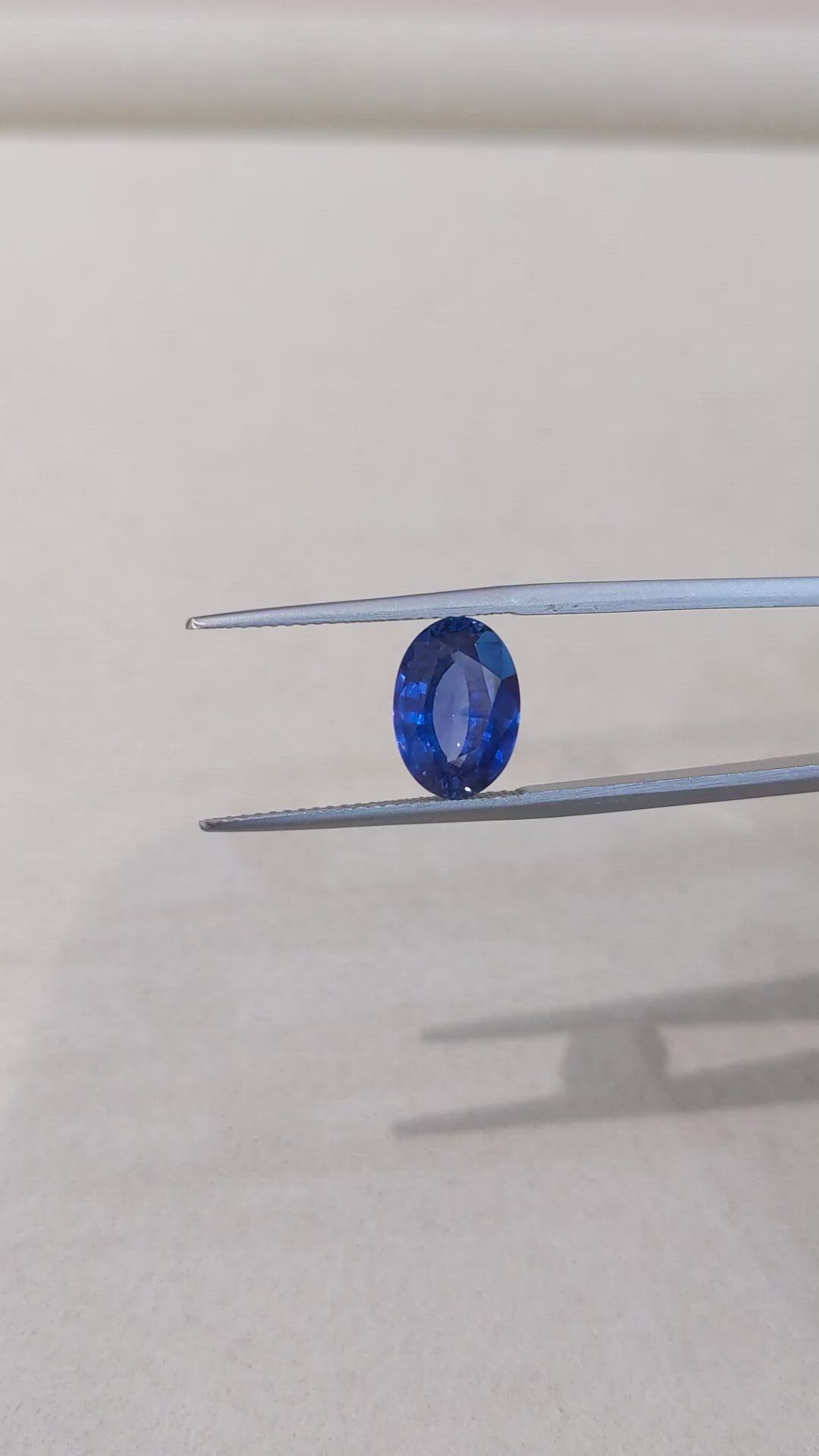 3.59 Ct. Blue Sapphire from Ceylon (Sri Lanka) Size Video