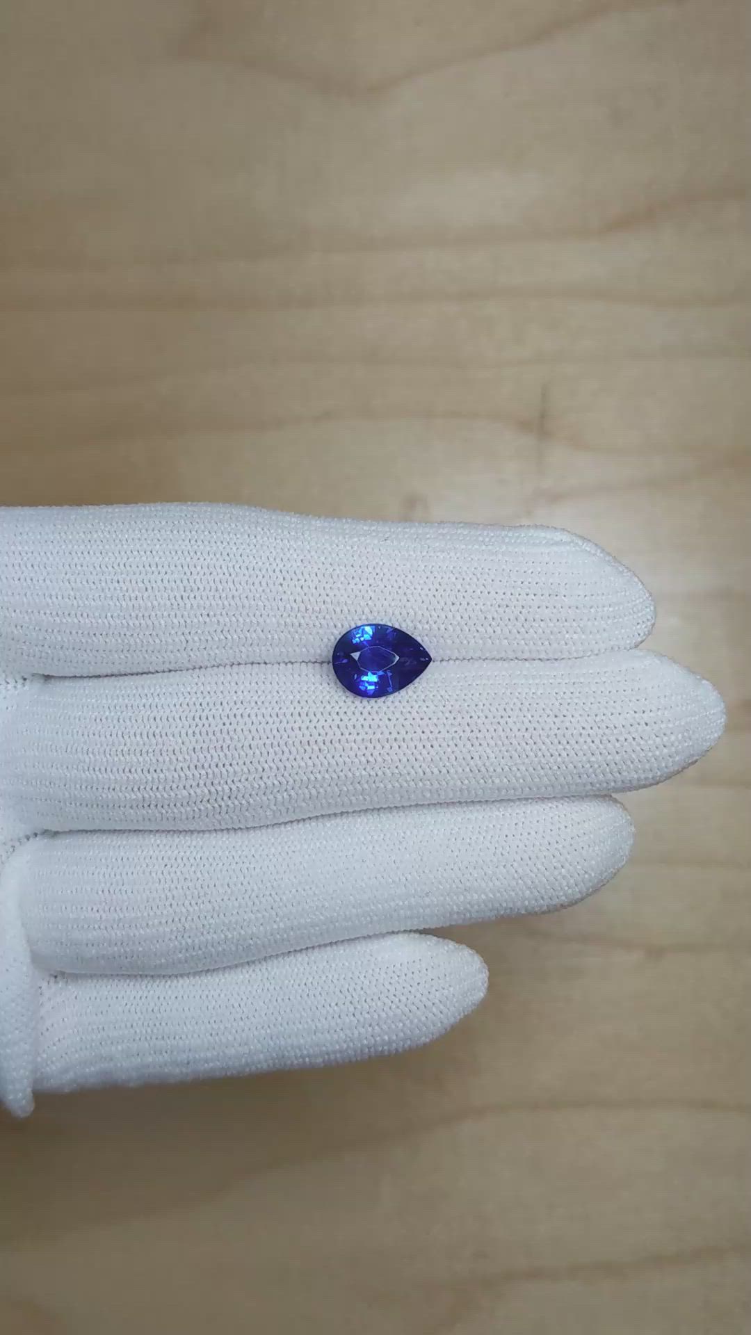 3.05 Ct. Blue Sapphire from Ceylon (Sri Lanka) Size Video