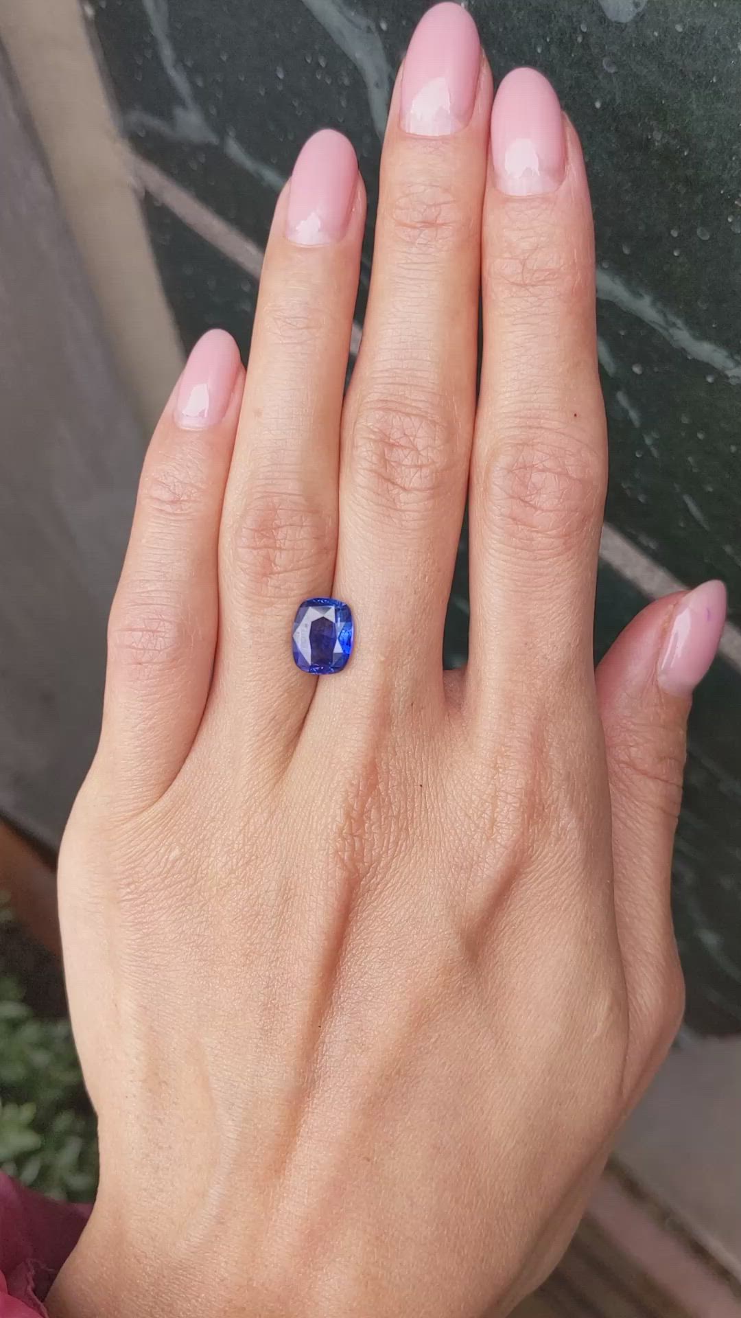 3.48 Ct. Blue Sapphire from Ceylon (Sri Lanka) Size Video