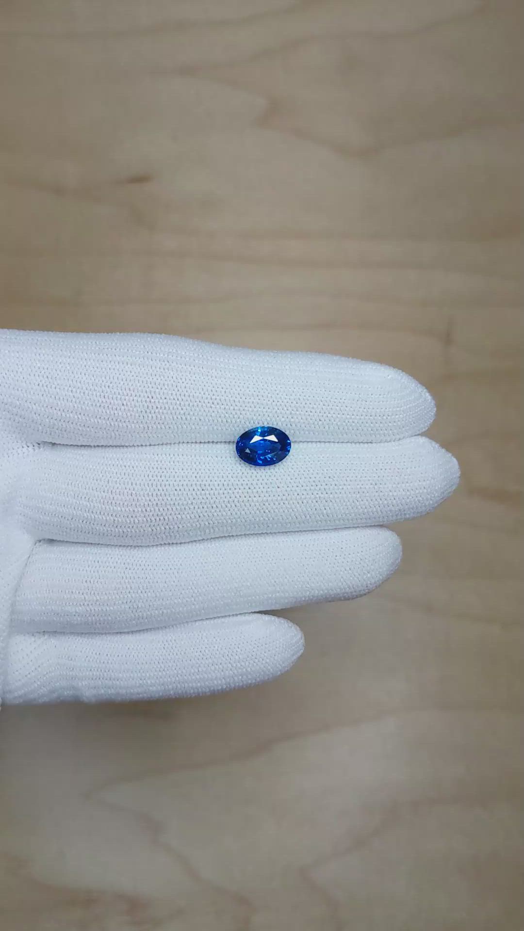 3.02 Ct. Blue Sapphire from Ceylon (Sri Lanka) Size Video
