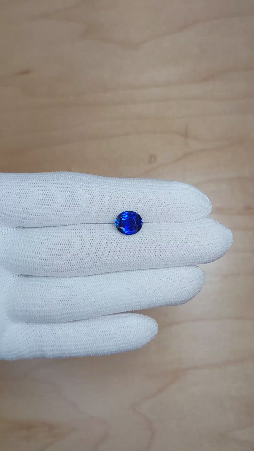 3.19 Ct. Blue Sapphire from Ceylon (Sri Lanka) Size Video
