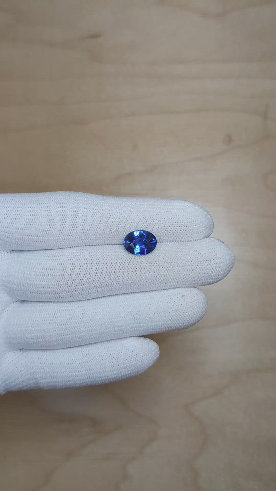 3.41 Ct. Blue Sapphire from Ceylon (Sri Lanka) Size Video