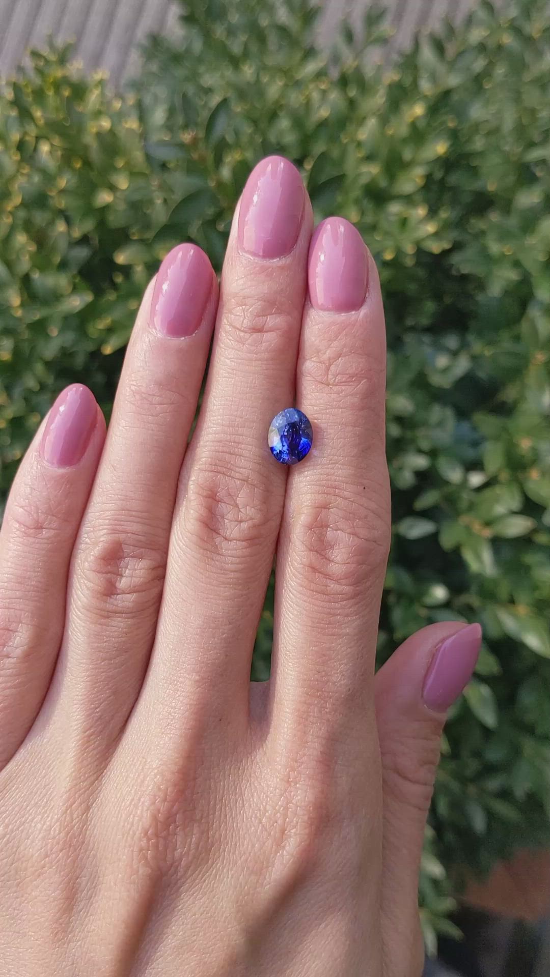 2.93 Ct. Blue Sapphire from Ceylon (Sri Lanka) Size Video