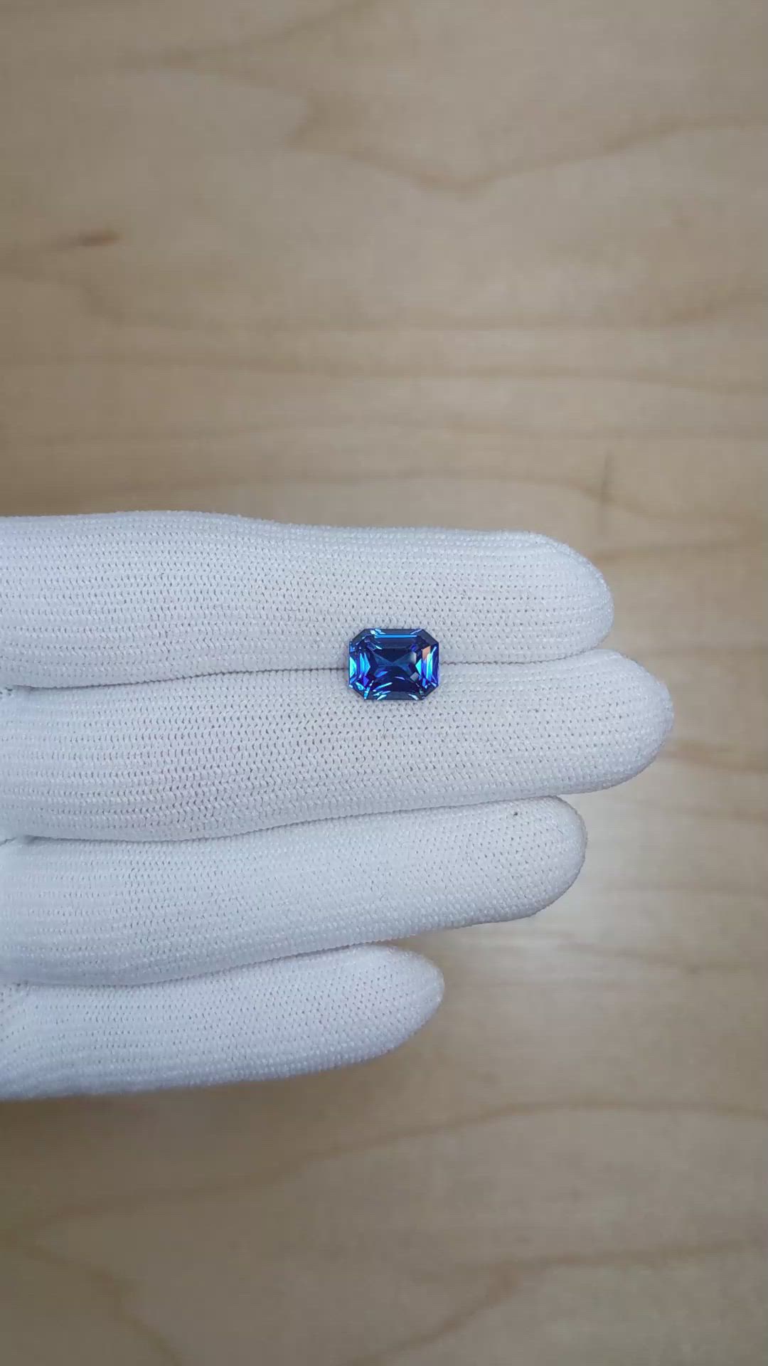 4.17 Ct. Blue Sapphire from Ceylon (Sri Lanka) Size Video