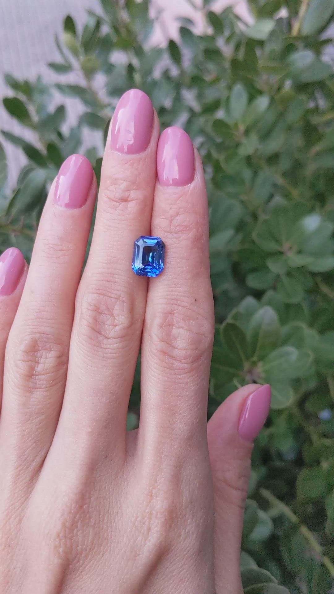 4.17 Ct. Blue Sapphire from Ceylon (Sri Lanka) Size Video