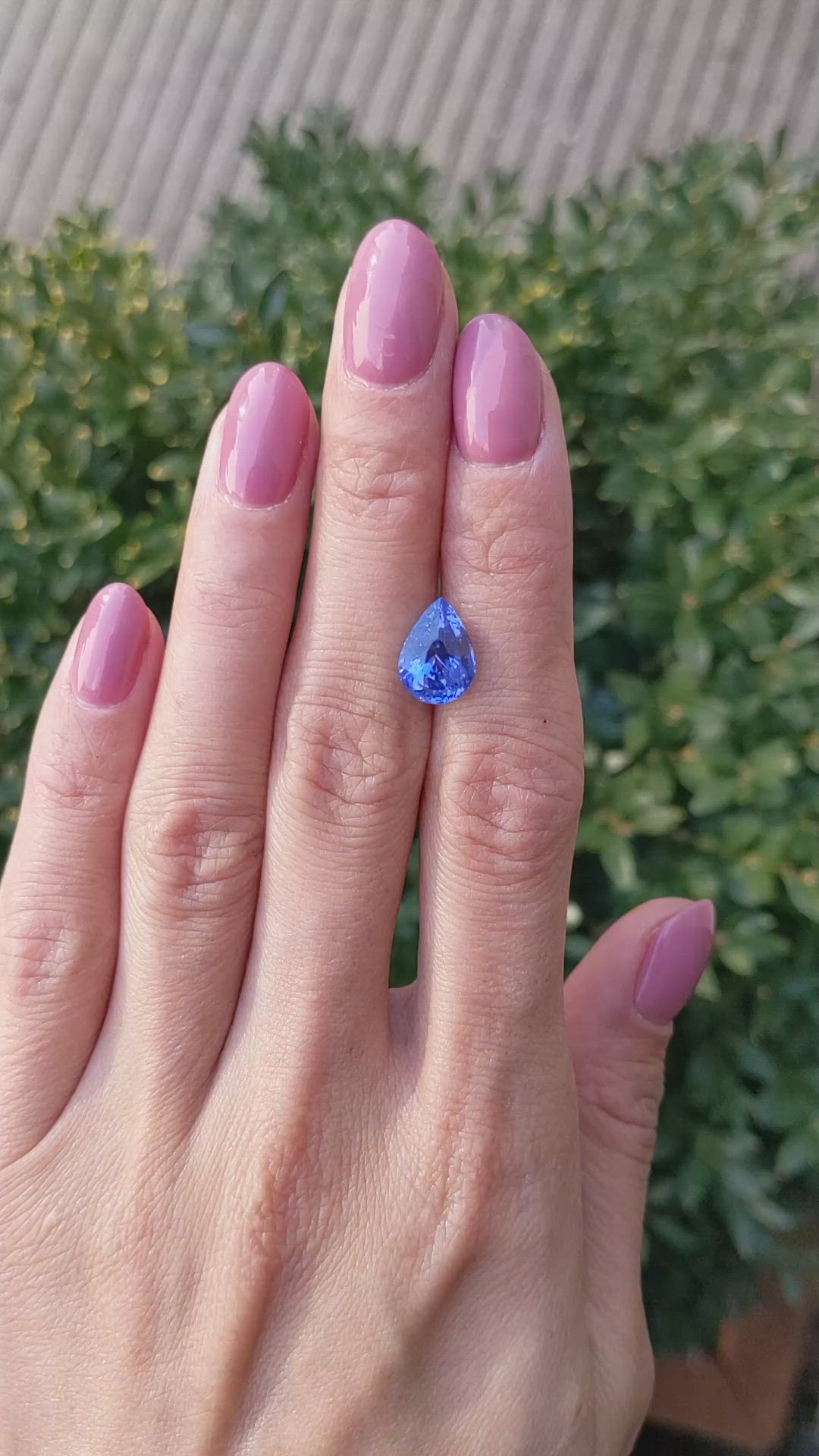 4.31 Ct. Blue Sapphire from Ceylon (Sri Lanka) Size Video