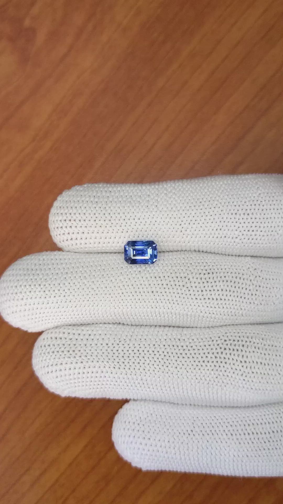 1.80 Ct. Blue Sapphire from Ceylon (Sri Lanka) Size Video