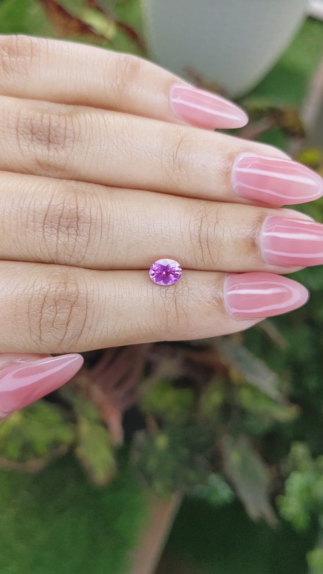 0.85 Ct. Pinkish Purple Sapphire from Ceylon (Sri Lanka) Size Video
