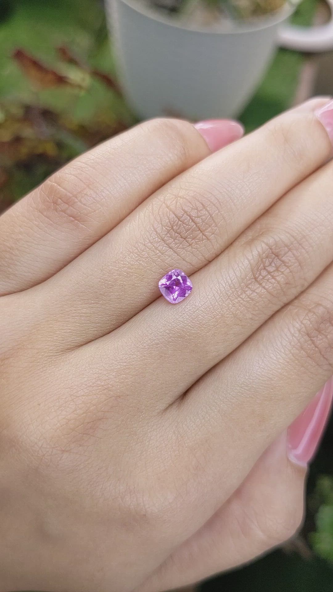 0.81 Ct. Pinkish Purple Sapphire from Ceylon (Sri Lanka) Size Video