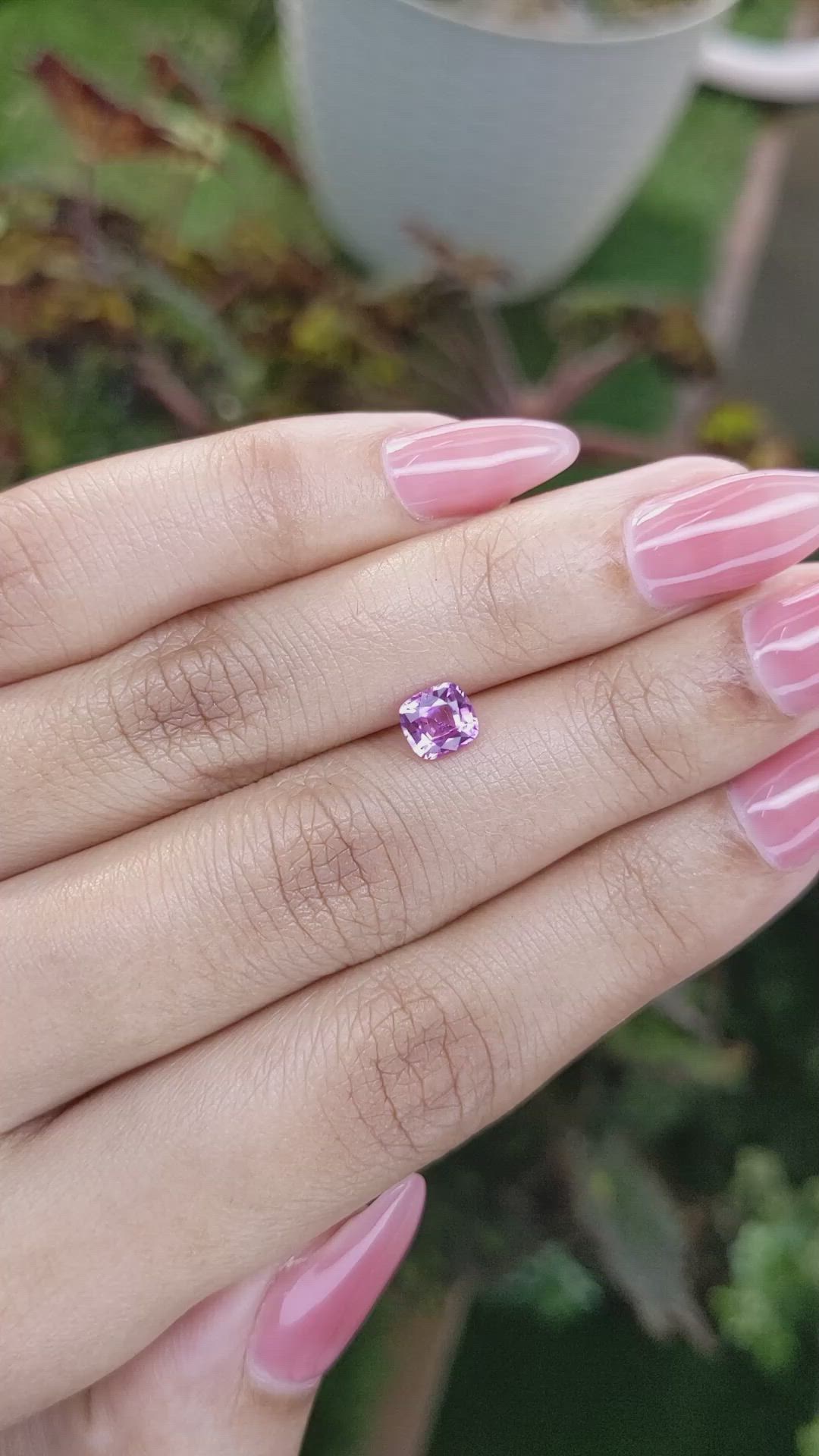 0.84 Ct. Purplish Pink Sapphire from Ceylon (Sri Lanka) Size Video