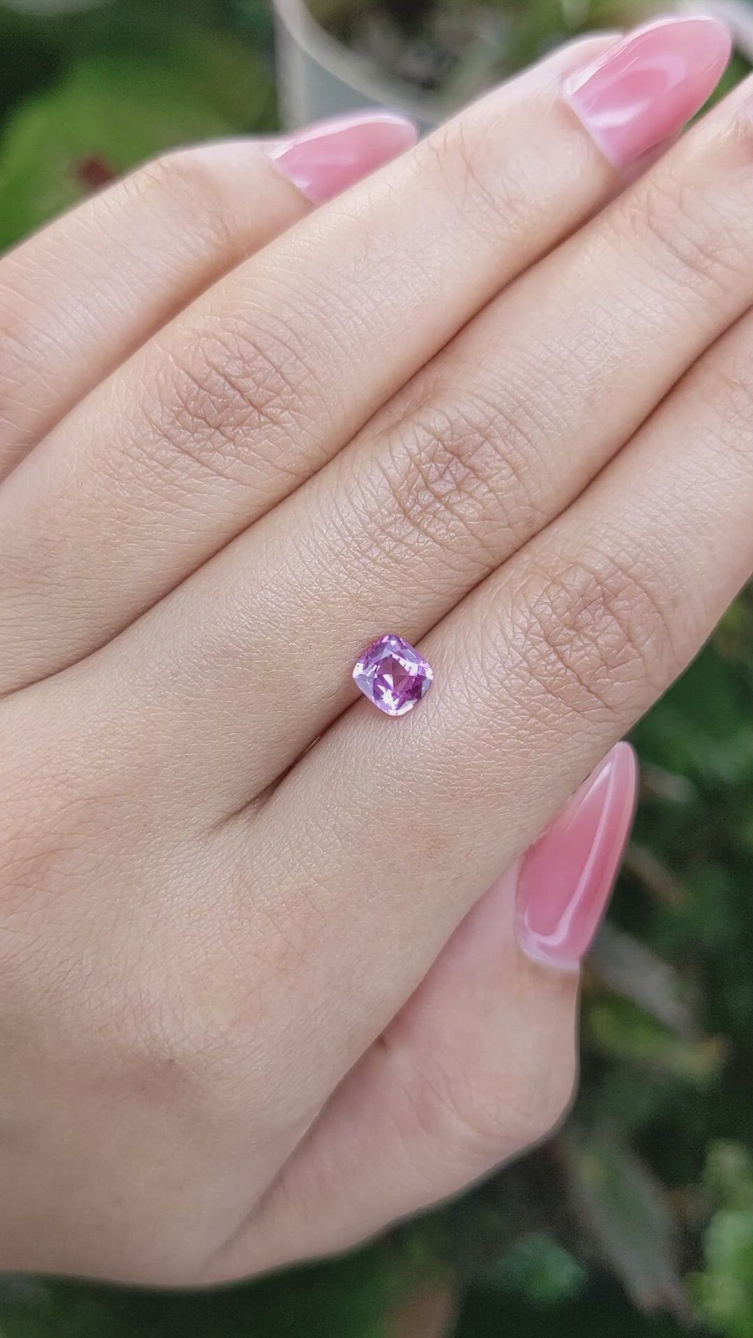 0.84 Ct. Purplish Pink Sapphire from Ceylon (Sri Lanka) Size Video