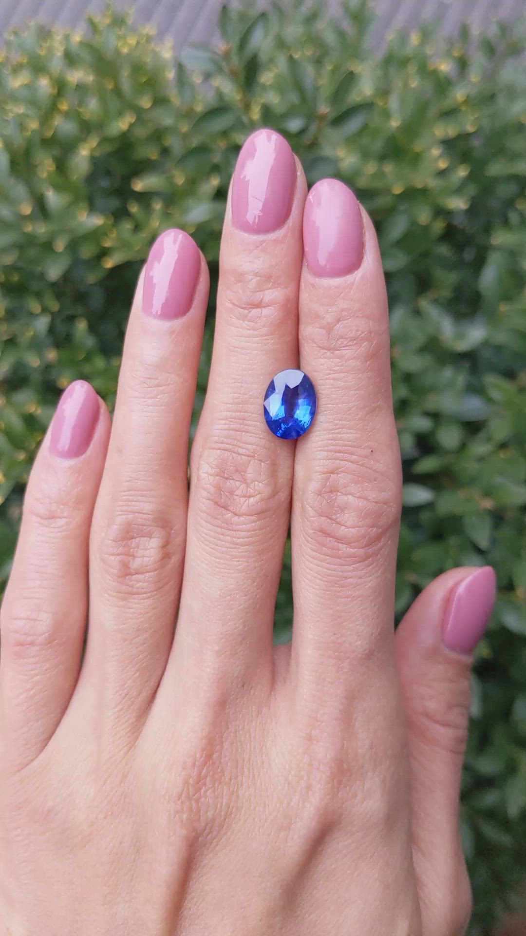 3.59 Ct. Blue Sapphire from Ceylon (Sri Lanka) Size Video