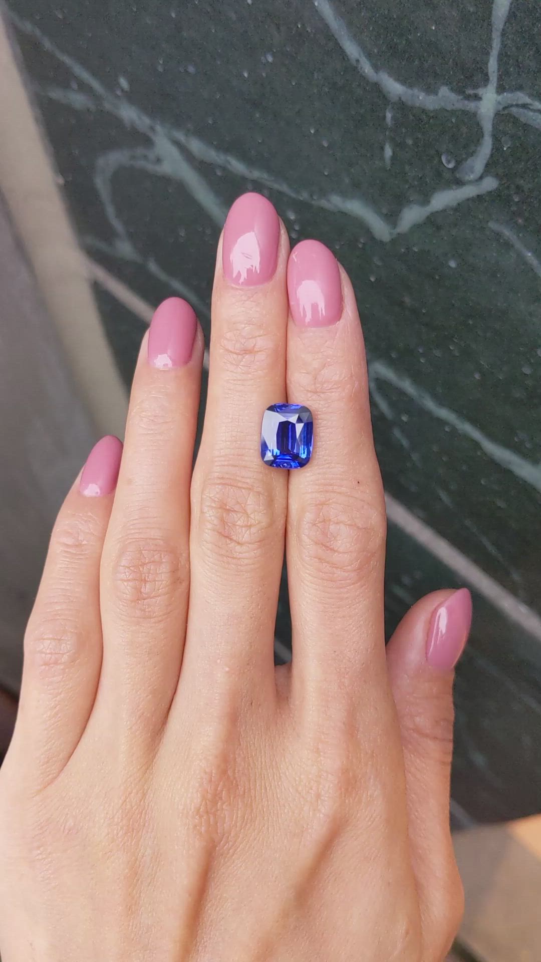 5.60 Ct. Blue Sapphire from Ceylon (Sri Lanka) Size Video