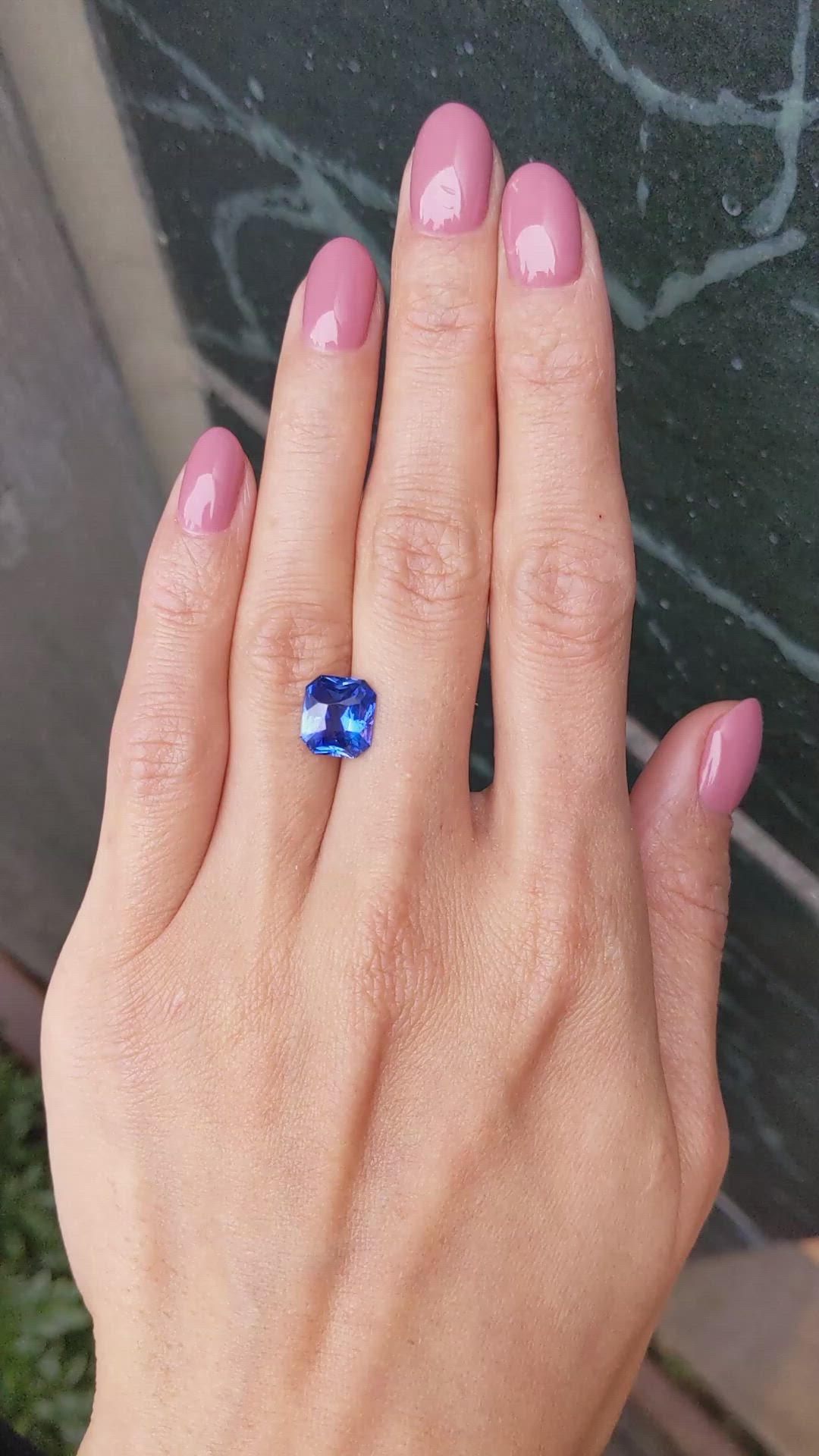 4.05 Ct. Blue Sapphire from Ceylon (Sri Lanka) Size Video