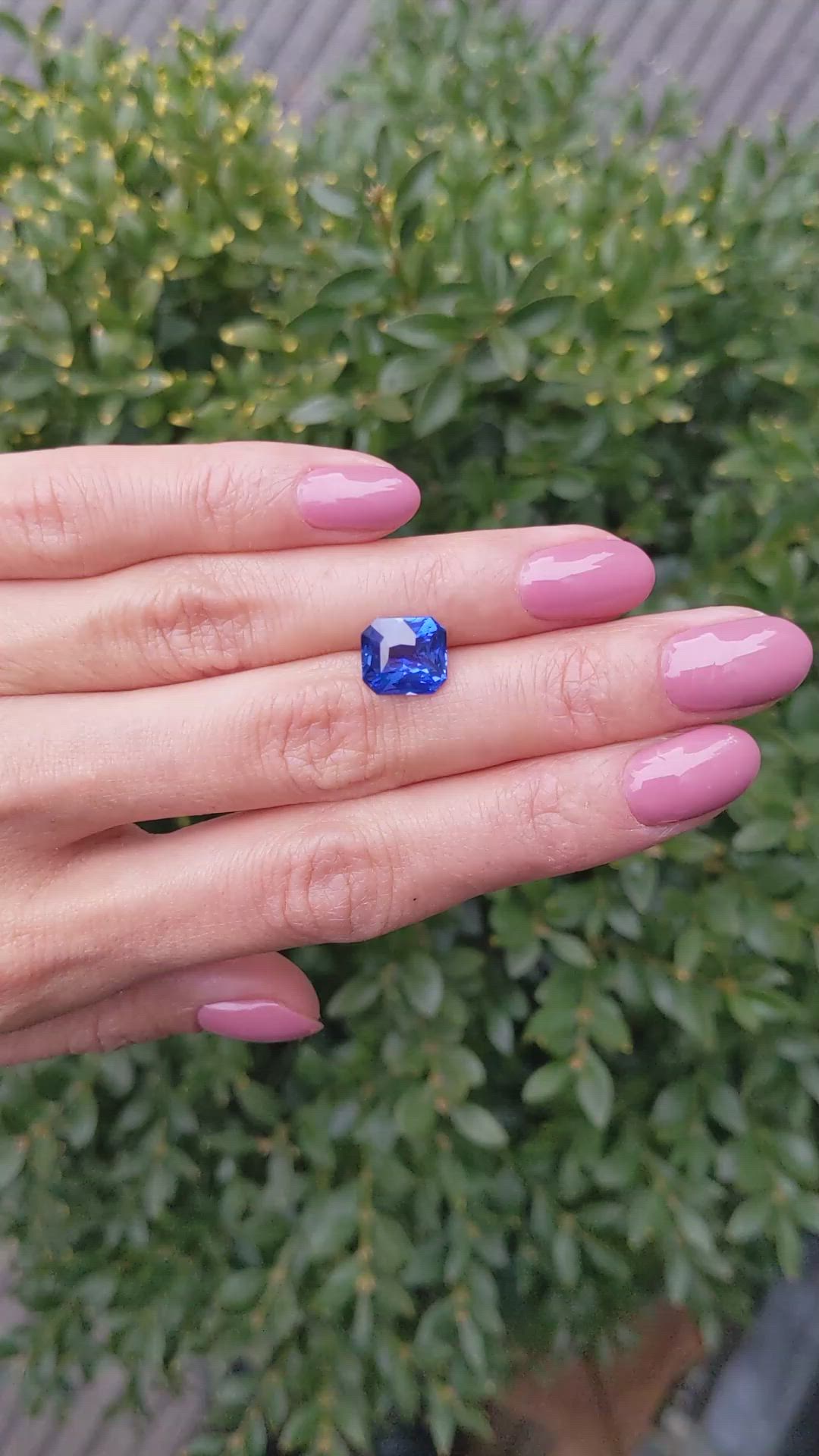 4.05 Ct. Blue Sapphire from Ceylon (Sri Lanka) Size Video