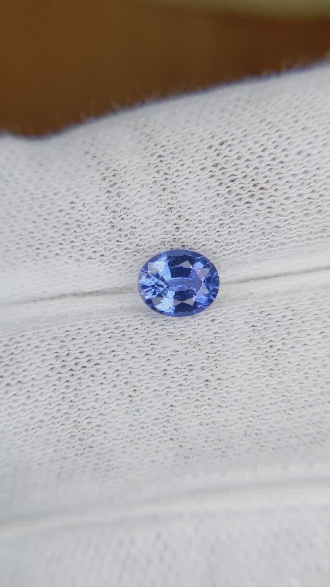 1.01 Ct. Blue Sapphire from Ceylon (Sri Lanka) Size Video