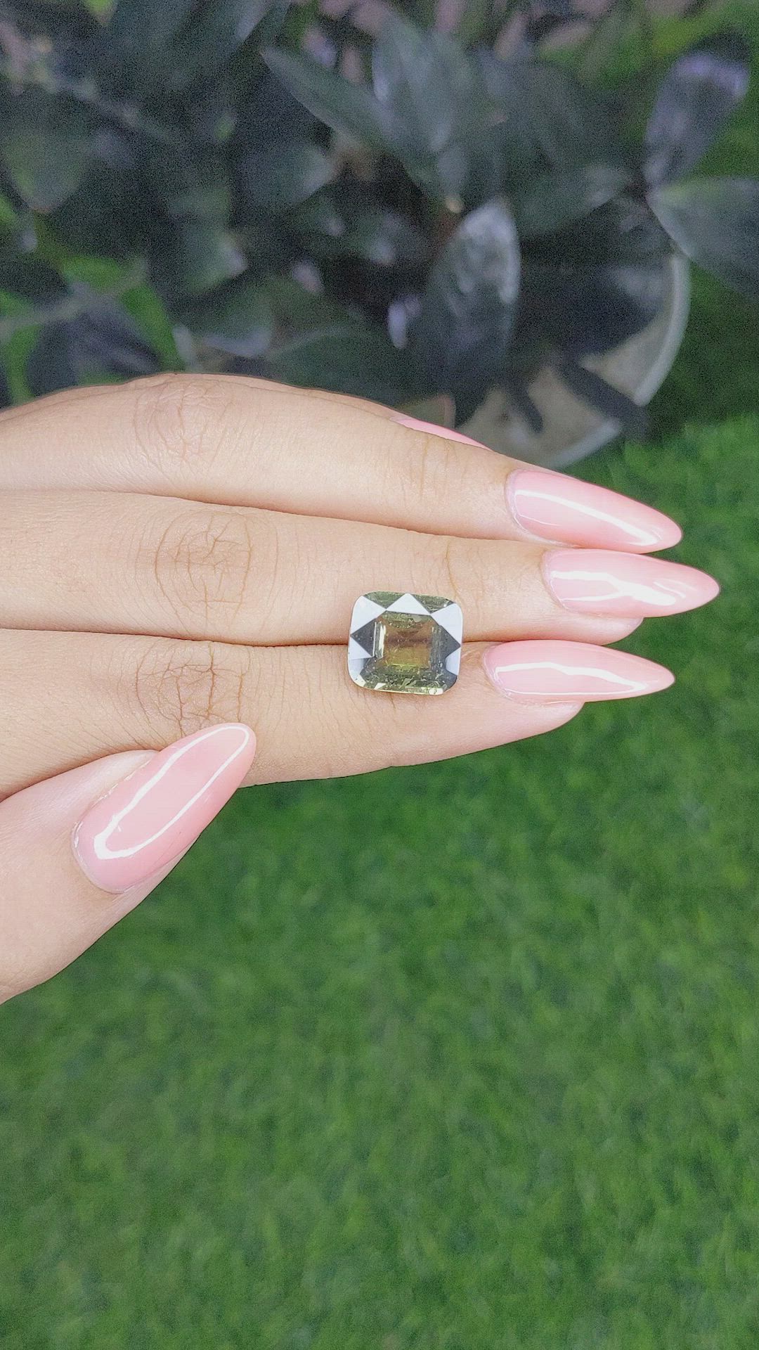 7.50 Ct. Yellowish Green Sapphire from Tanzania Size Video