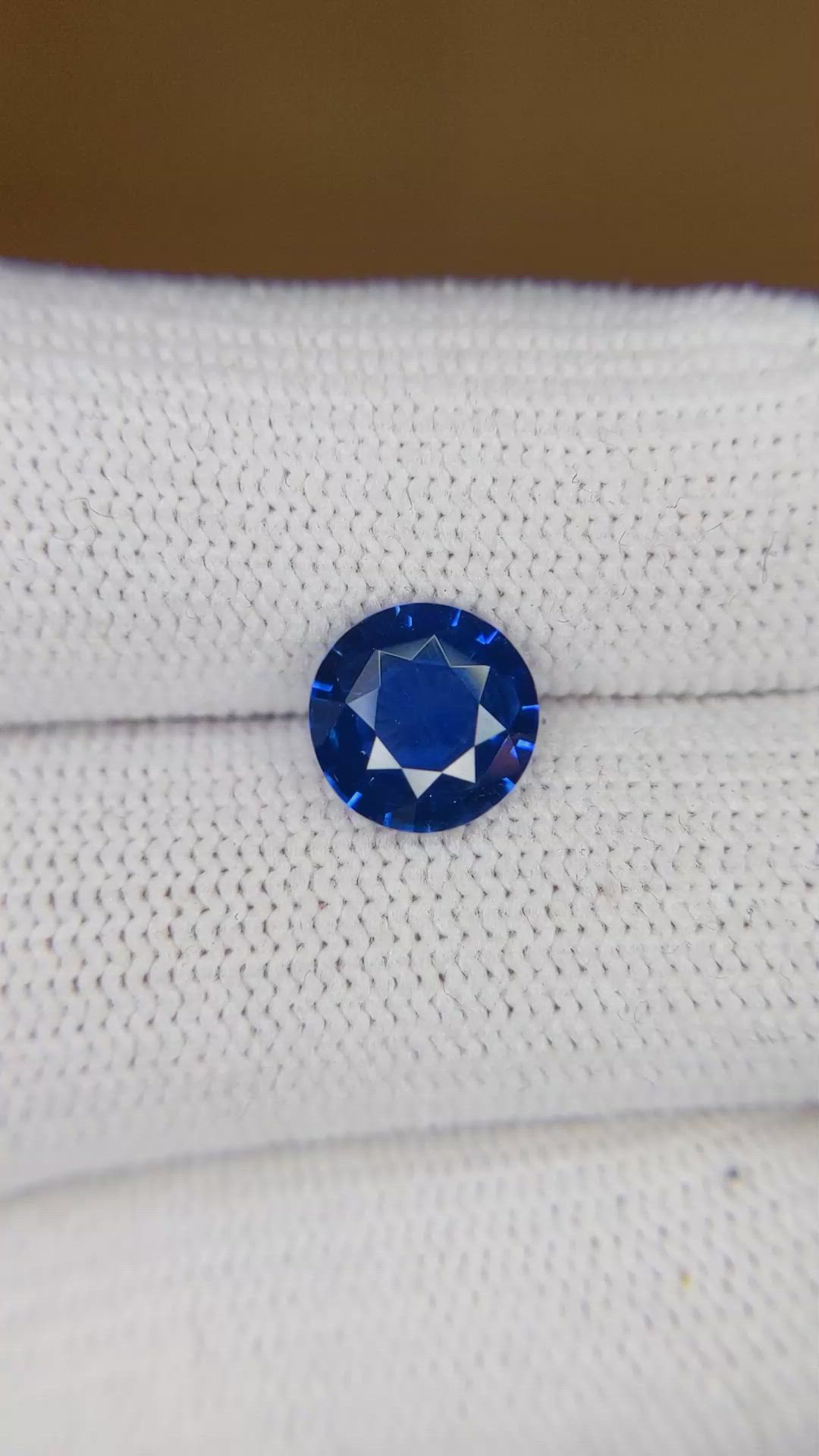 2.06 Ct. Blue Sapphire from Ceylon (Sri Lanka) Size Video