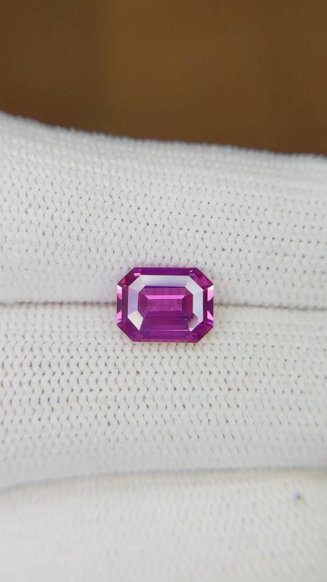 2.33 Ct. Pink Sapphire from Ceylon (Sri Lanka) Size Video