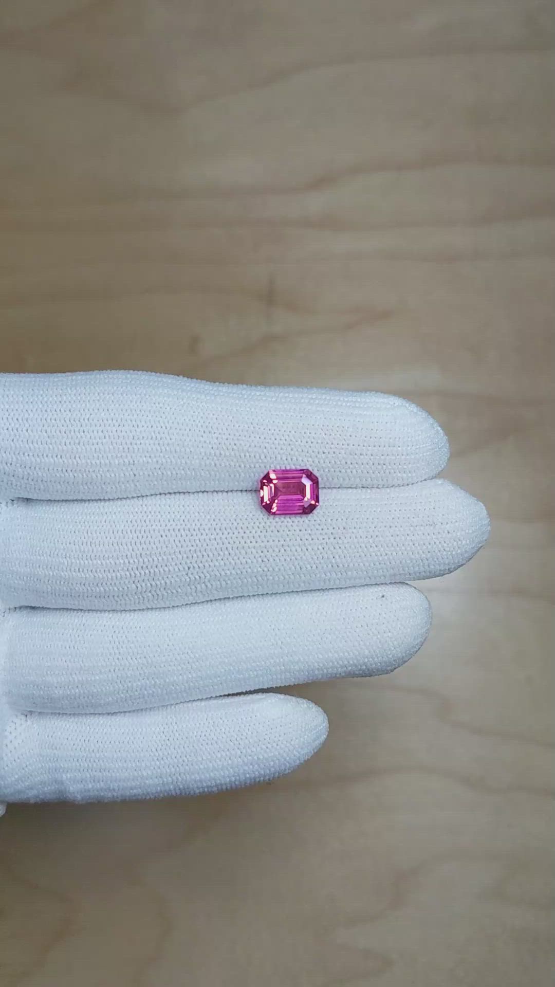 2.33 Ct. Pink Sapphire from Ceylon (Sri Lanka) Size Video