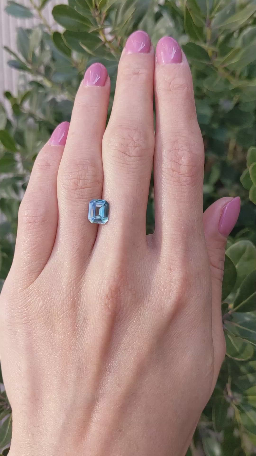 2.04 Ct. Yellowish Green Sapphire from Ceylon (Sri Lanka) Size Video